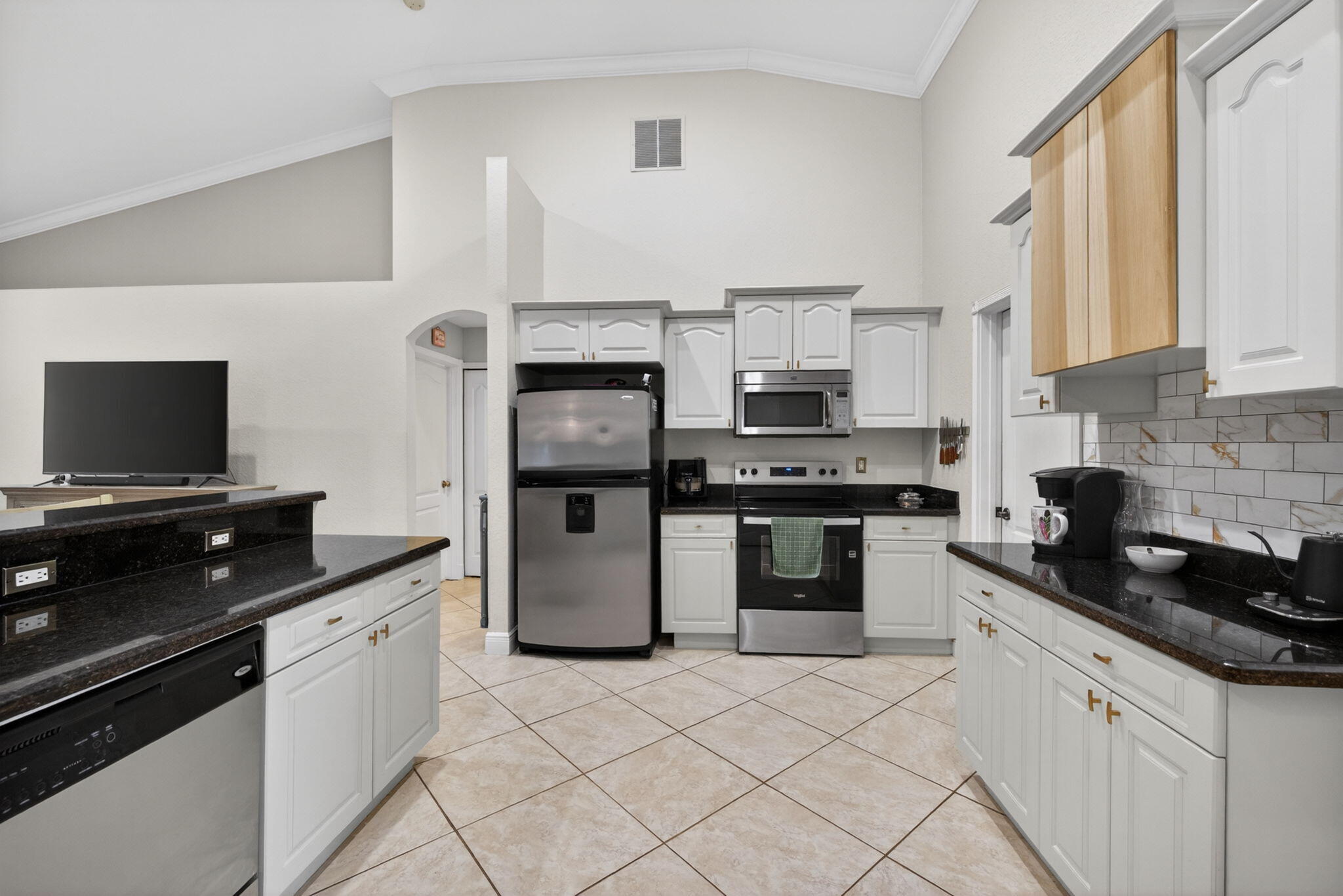 3744 Sw Jamros Street Property Photo 17