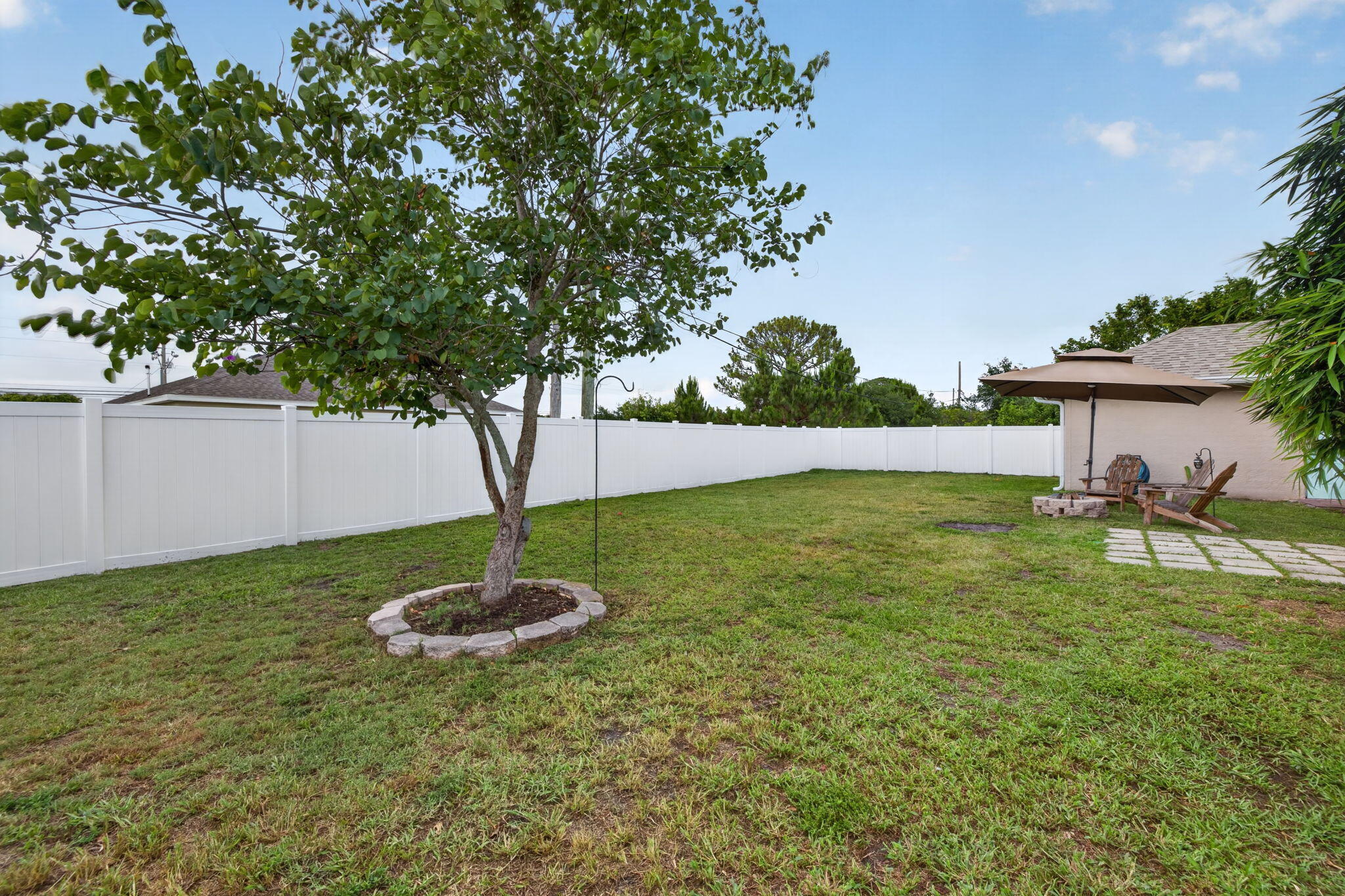 3744 Sw Jamros Street Property Photo 44