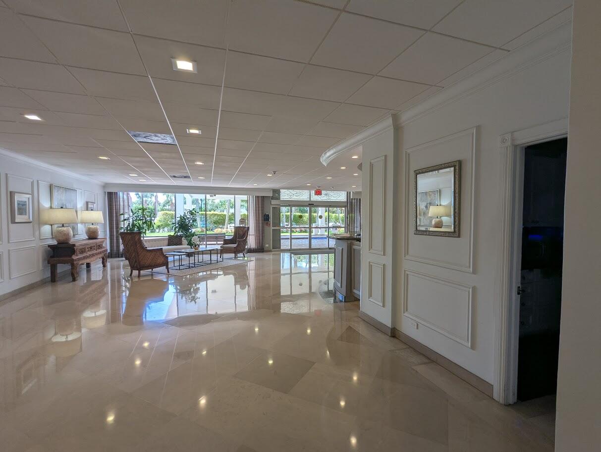 2121 N Ocean Boulevard 1006e Property Photo 2