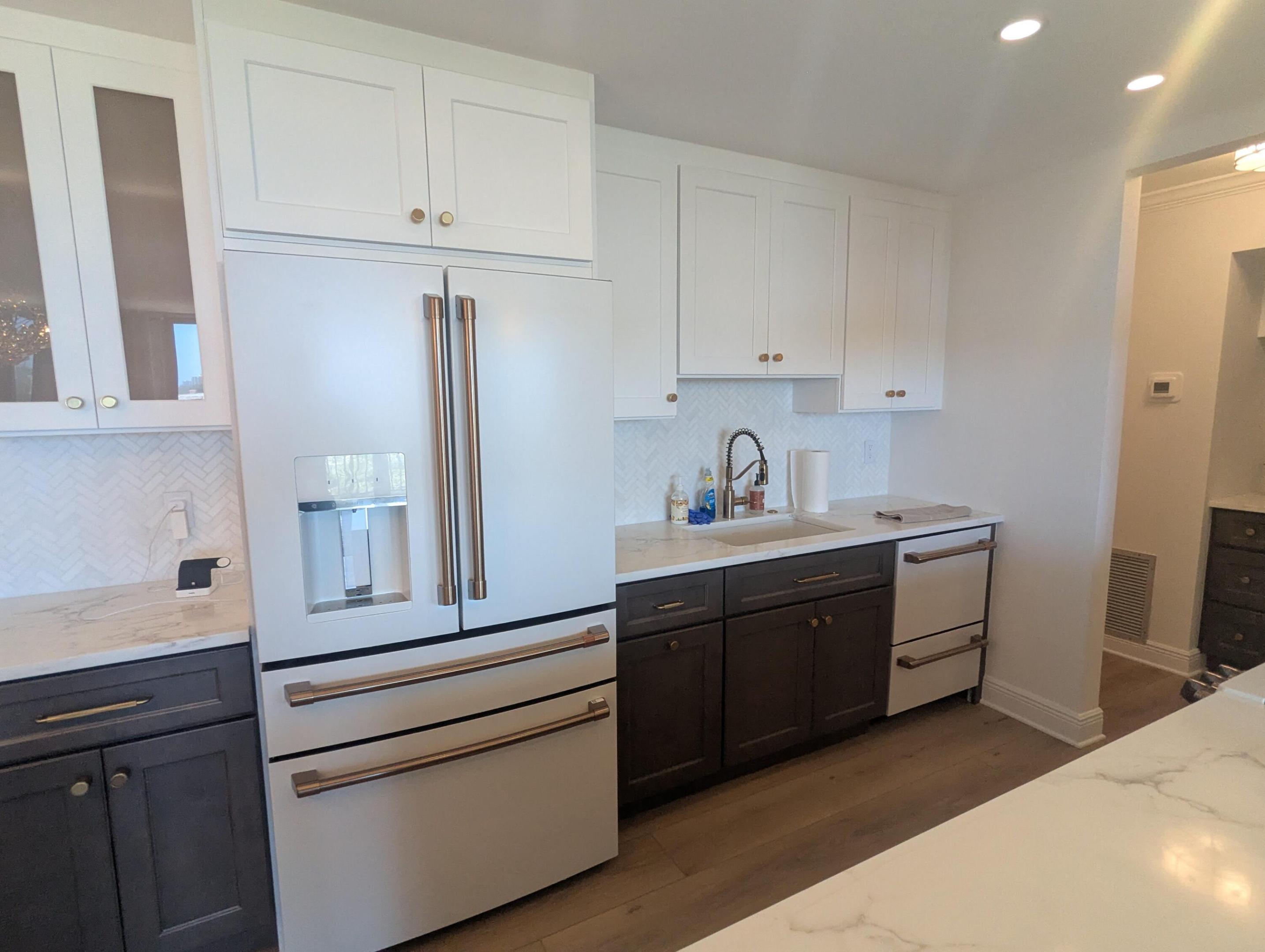 2121 N Ocean Boulevard 1006e Property Photo 8