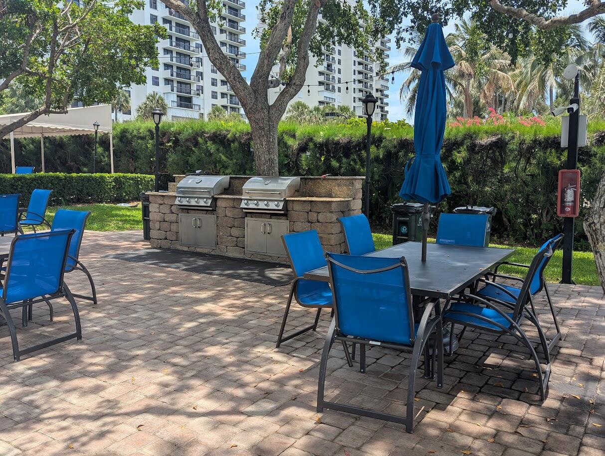 2121 N Ocean Boulevard 1006e Property Photo 51