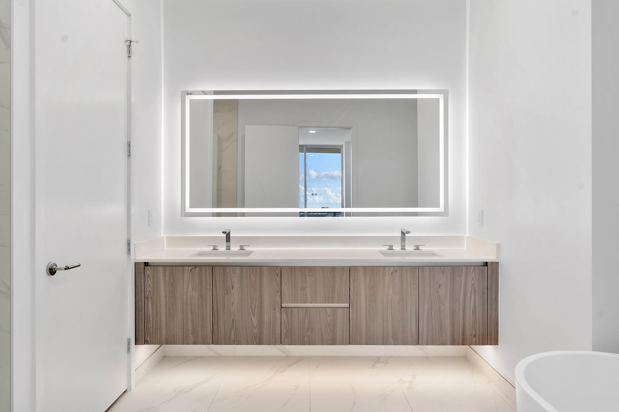 220 Lake Shore Drive Penthouse 2321 Property Photo 10
