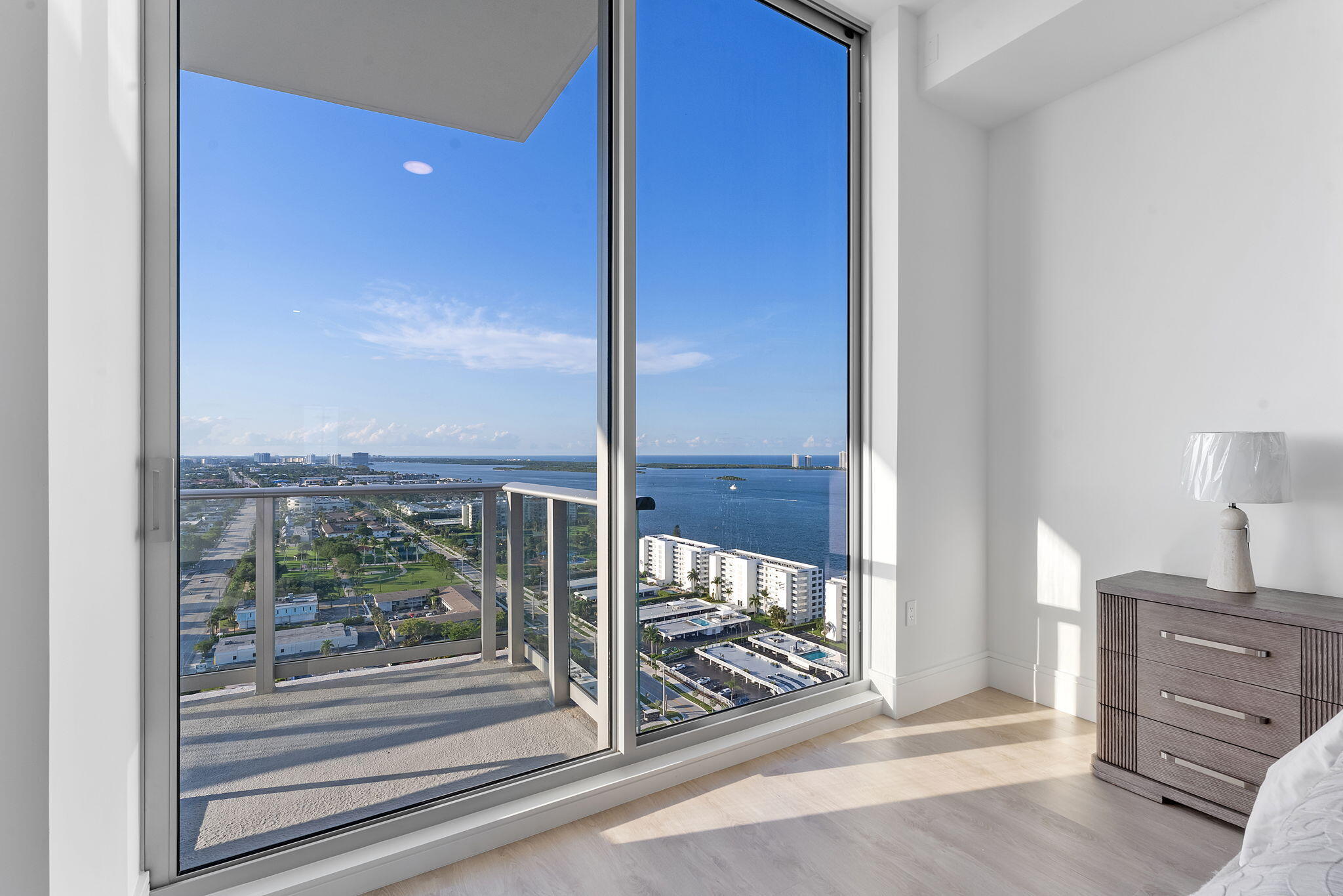 220 Lake Shore Drive Penthouse 2321 Property Photo 14