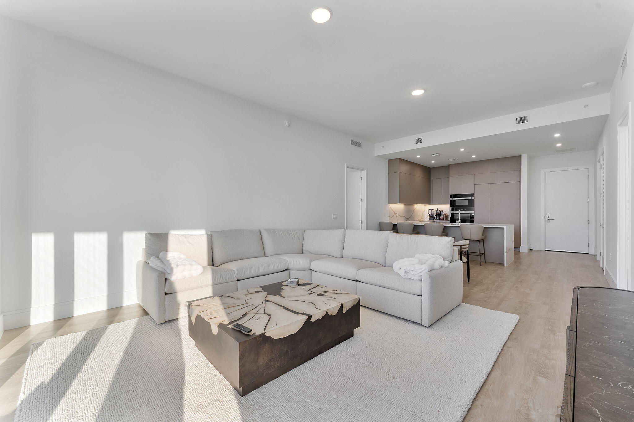 220 Lake Shore Drive Penthouse 2321 Property Photo 17