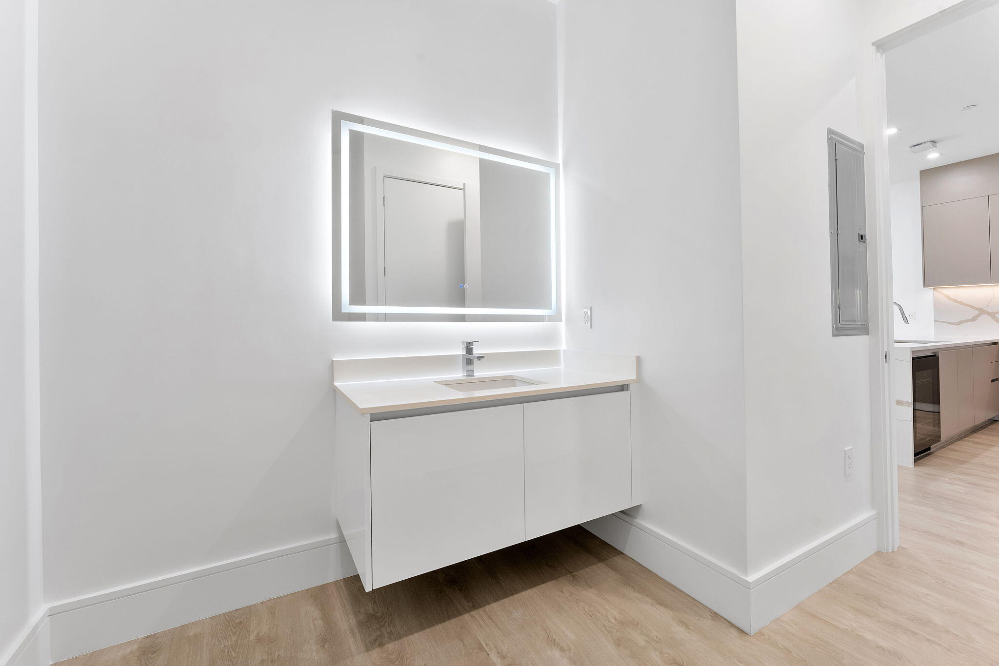 220 Lake Shore Drive Penthouse 2321 Property Photo 26