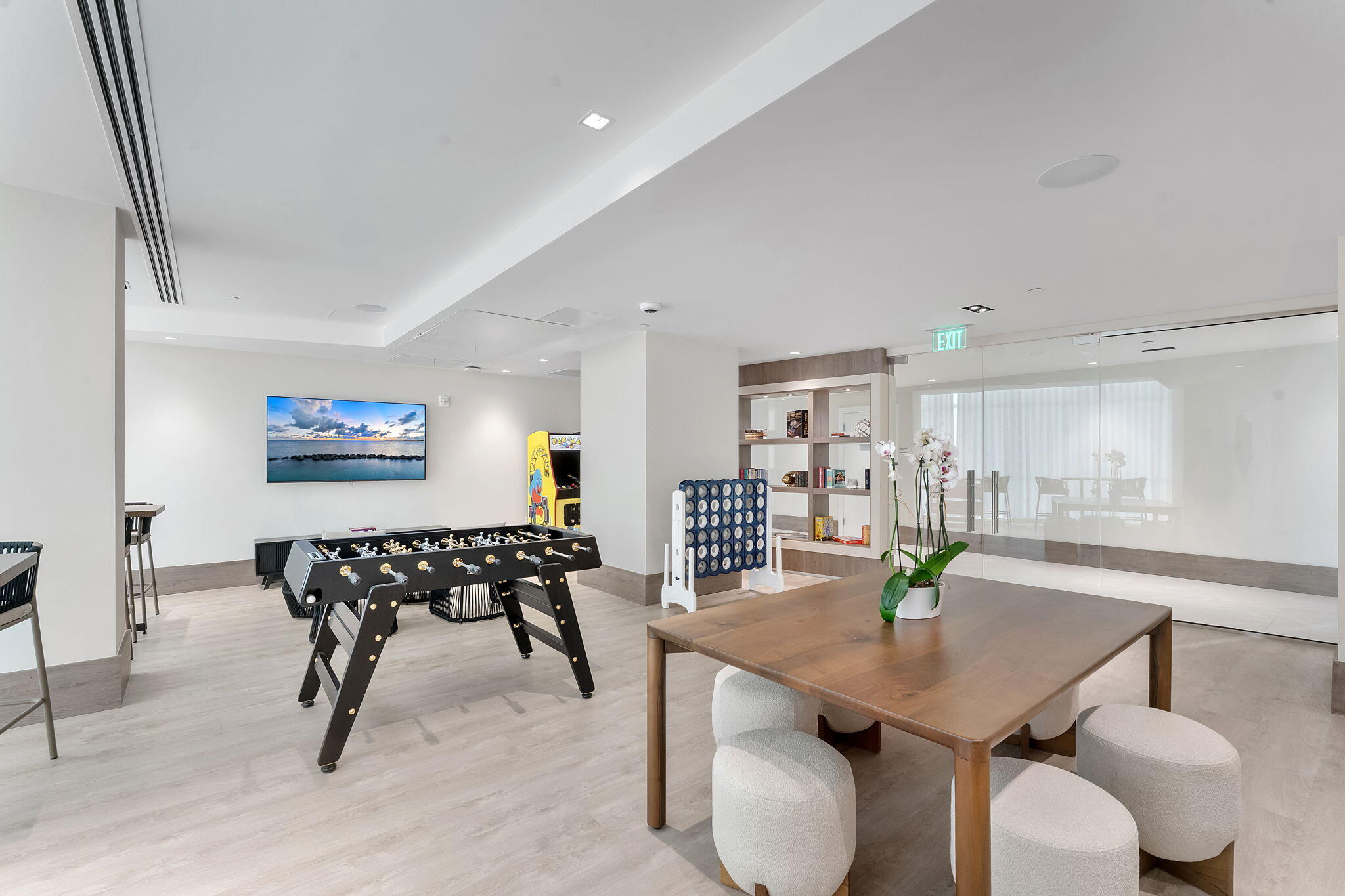 220 Lake Shore Drive Penthouse 2321 Property Photo 34