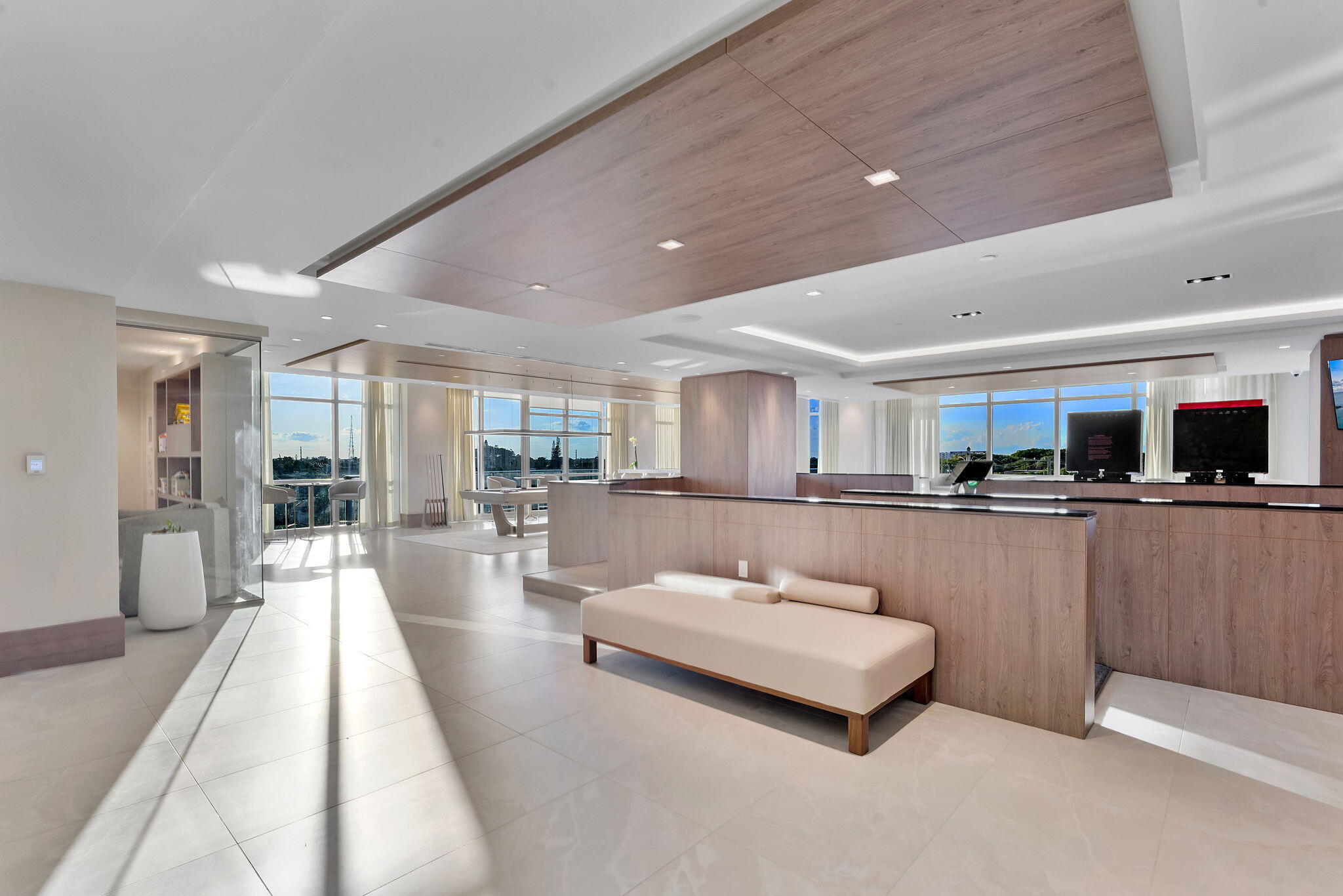 220 Lake Shore Drive Penthouse 2321 Property Photo 40