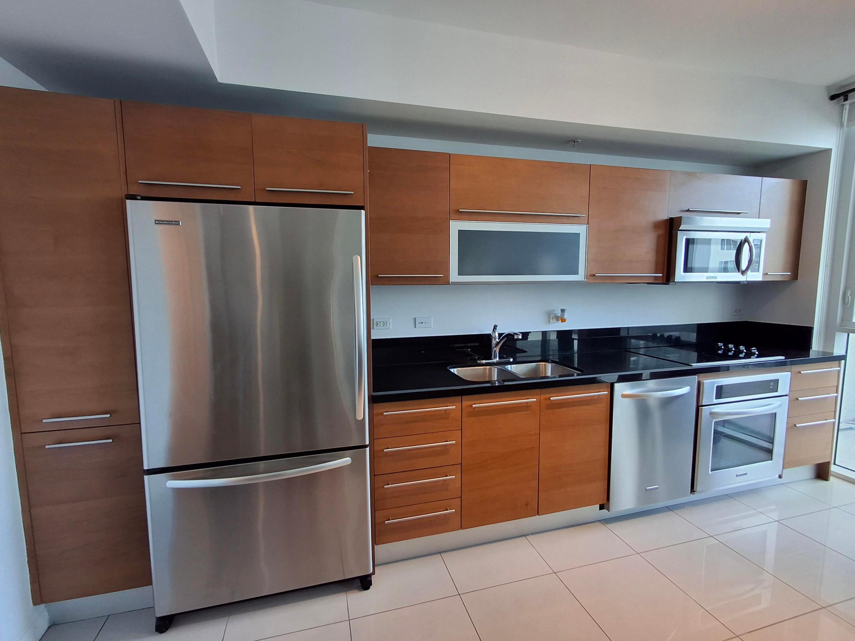 244 Biscayne Boulevard 2805 Property Photo 3
