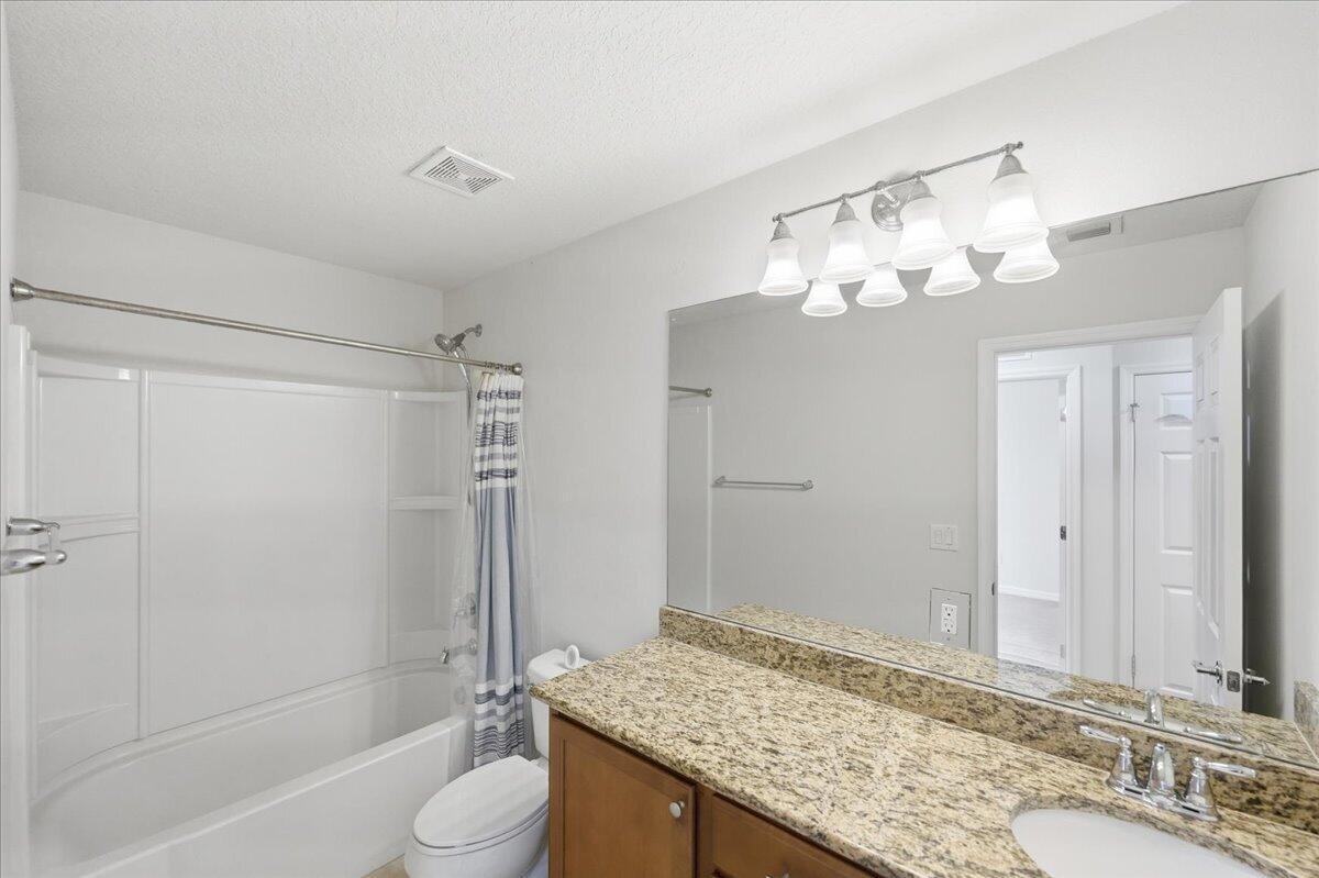1069 Normandie Way Property Photo 23