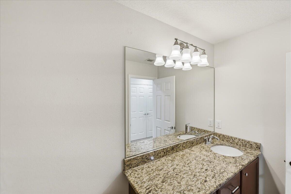 1069 Normandie Way Property Photo 24