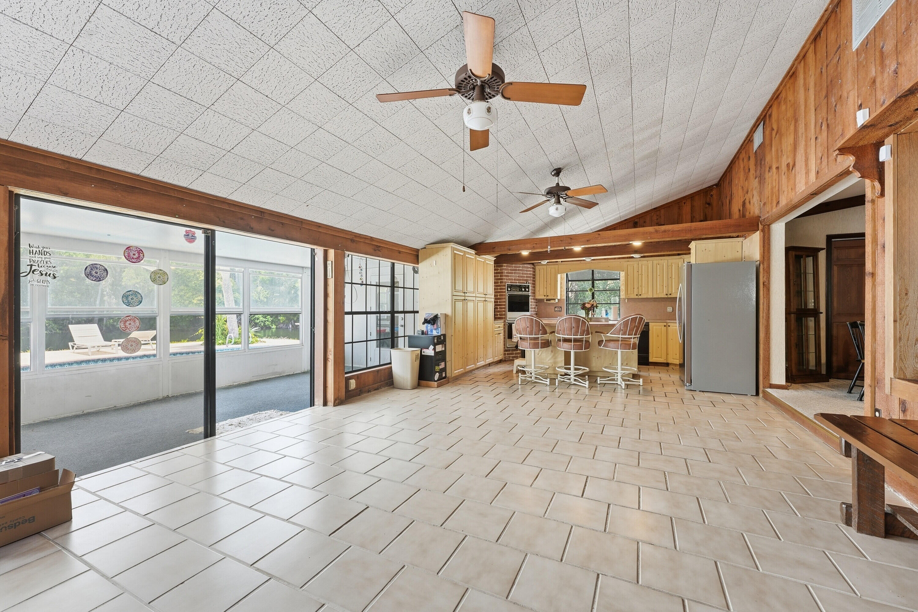 7689 Lawrence Road Property Photo 9