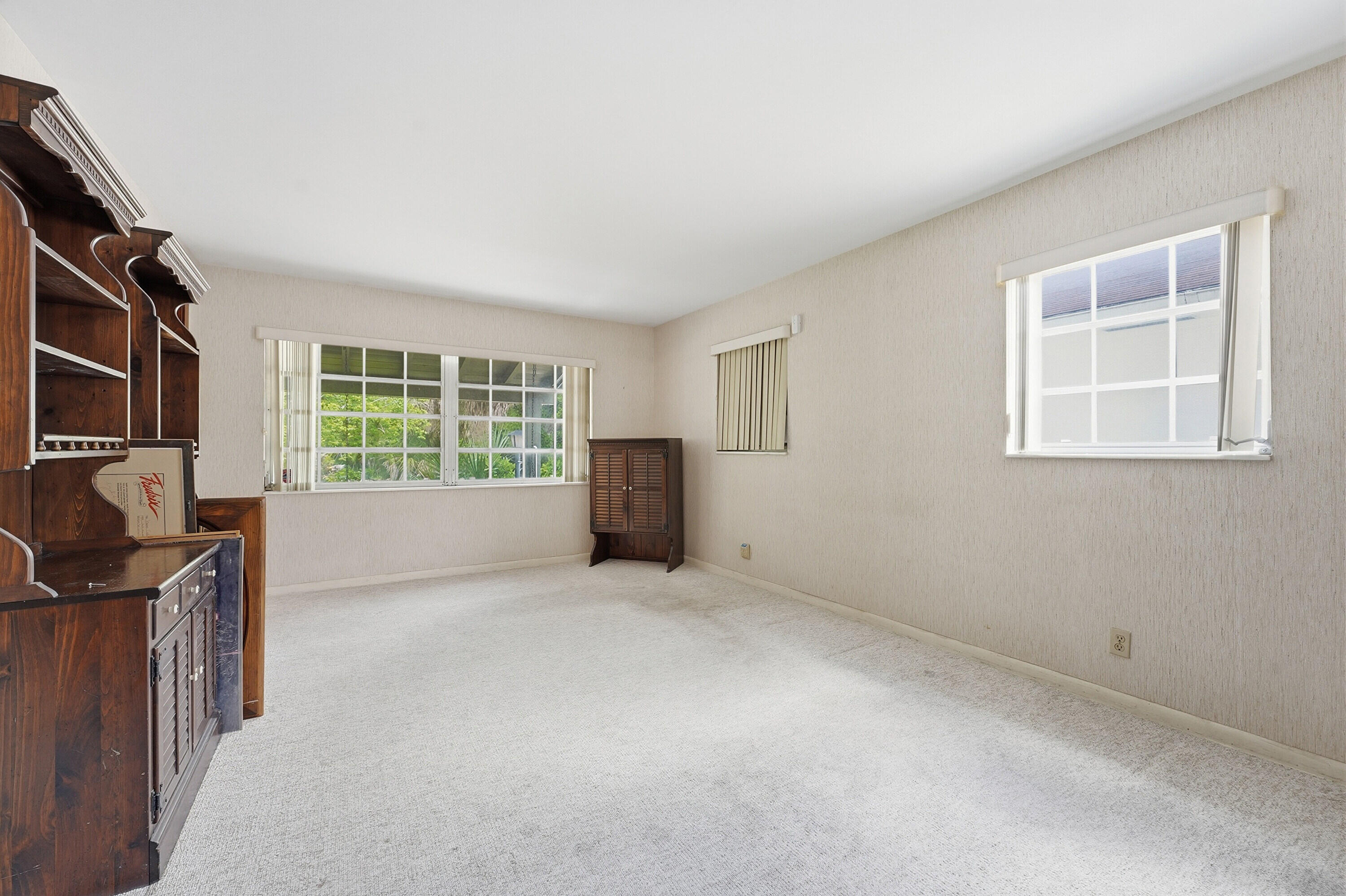 7689 Lawrence Road Property Photo 15