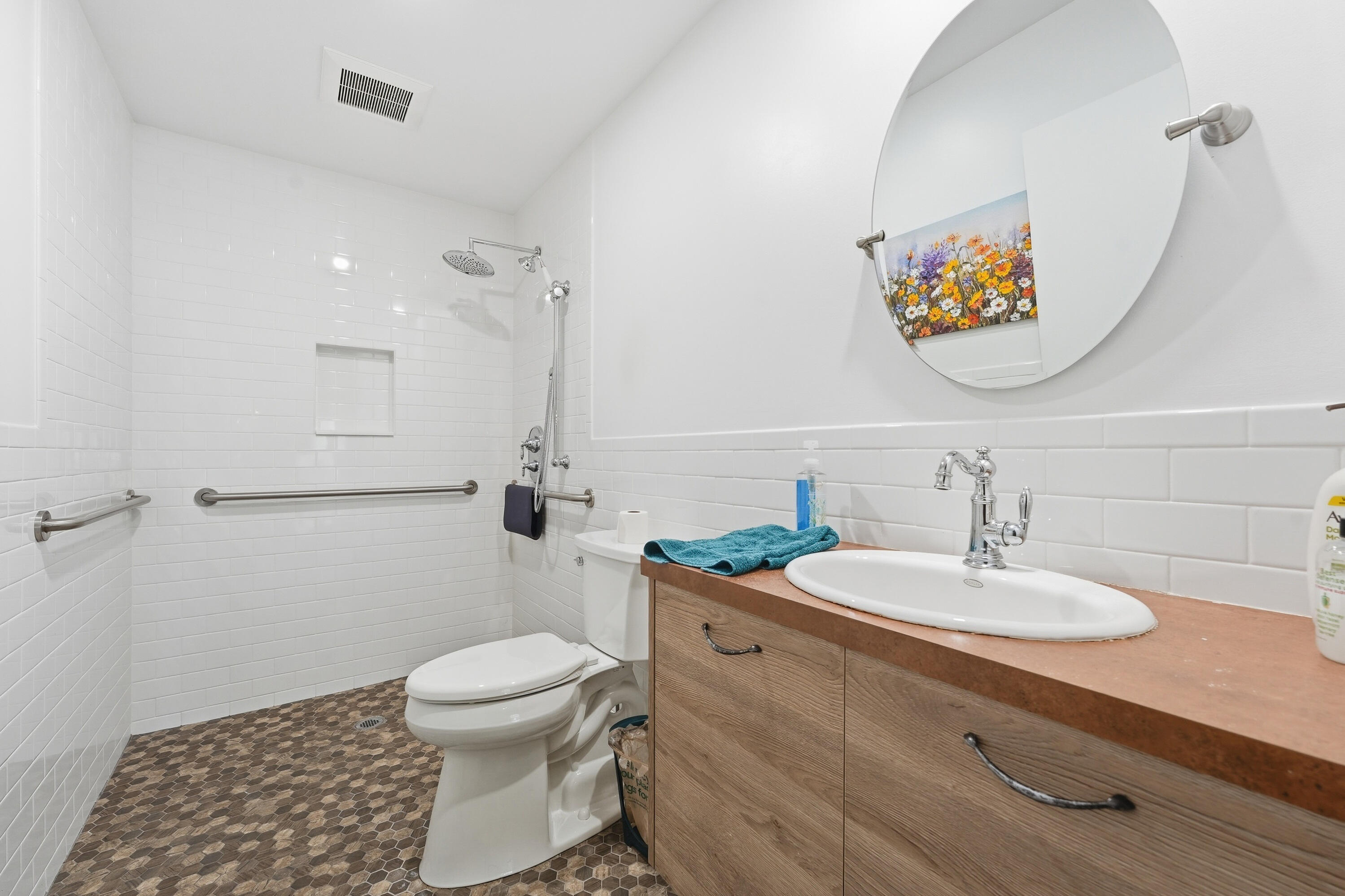 7689 Lawrence Road Property Photo 18