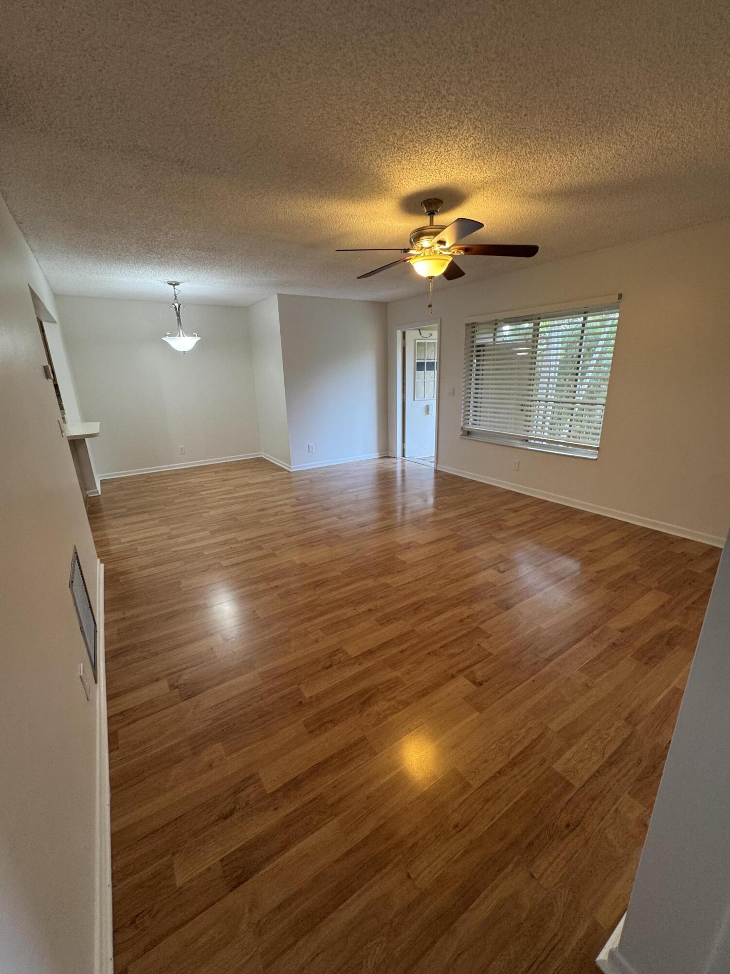 435 Pine Glen Lane C-2 Property Photo 6