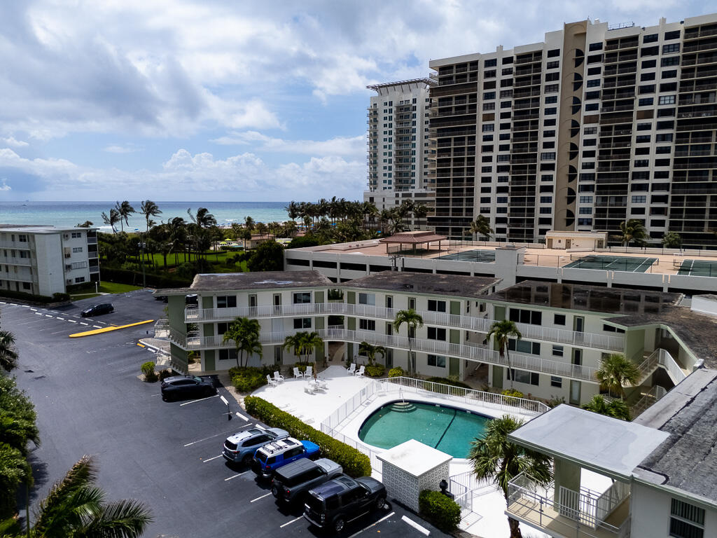3600 N Ocean Drive 109 Property Photo 18