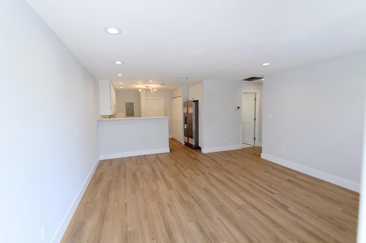 1867 Windsor Drive Property Photo 13