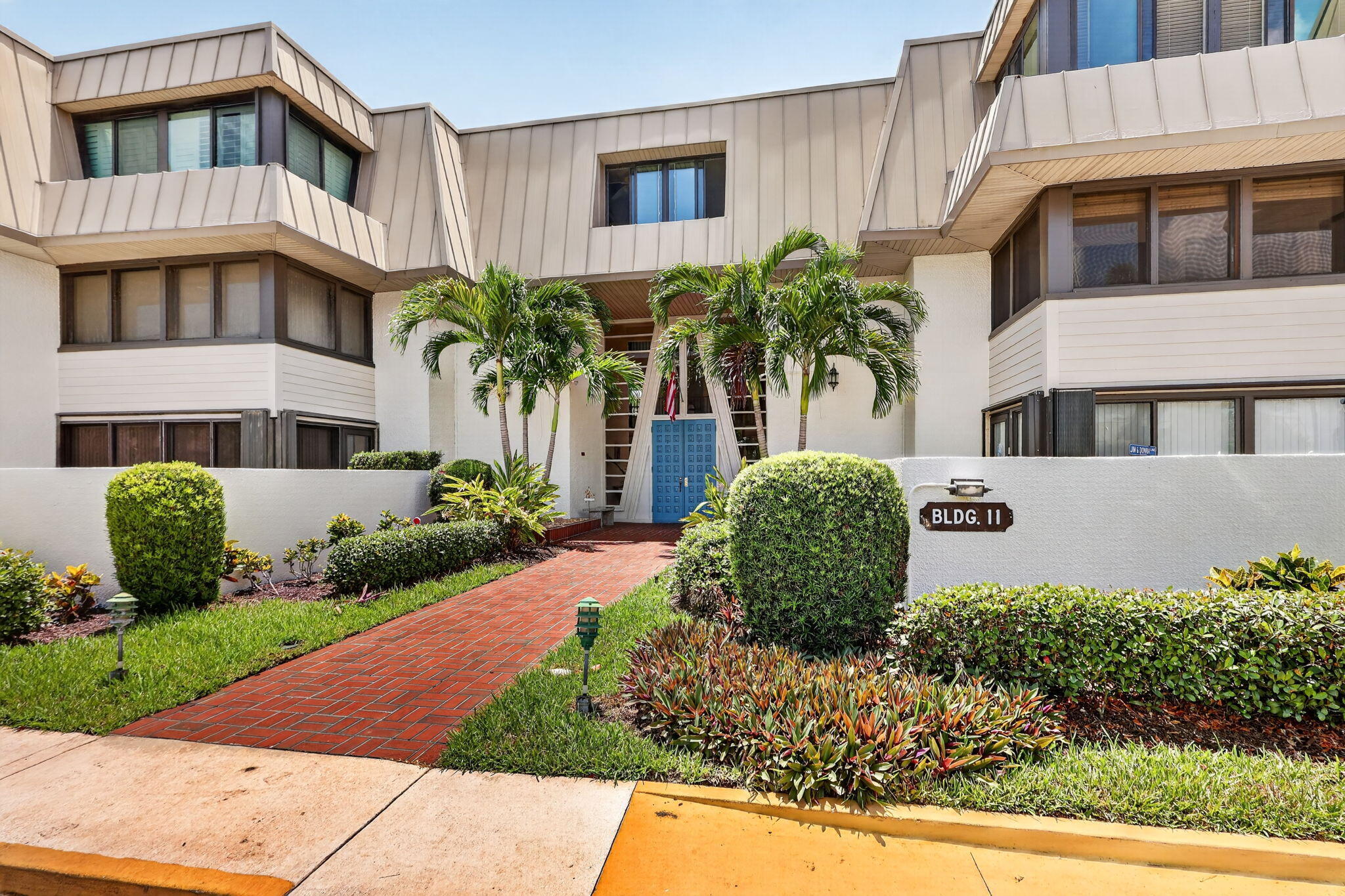1800 Se Saint Lucie Boulevard 11-203 Property Photo 5