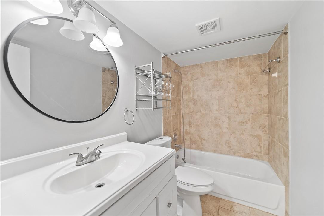 503 Gardens Drive 202 Property Photo 9