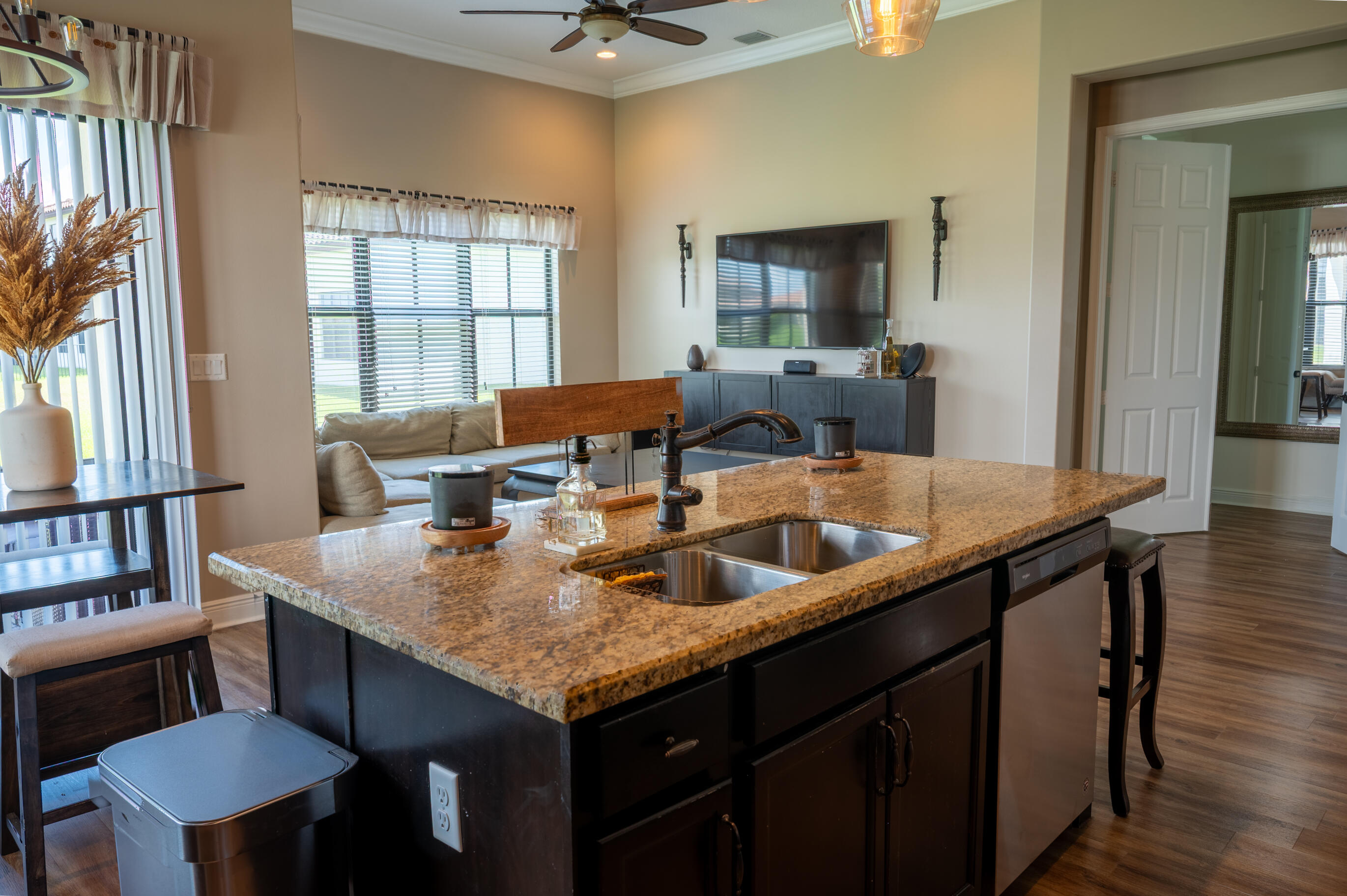 5176 Vizcaya Street Property Photo 16