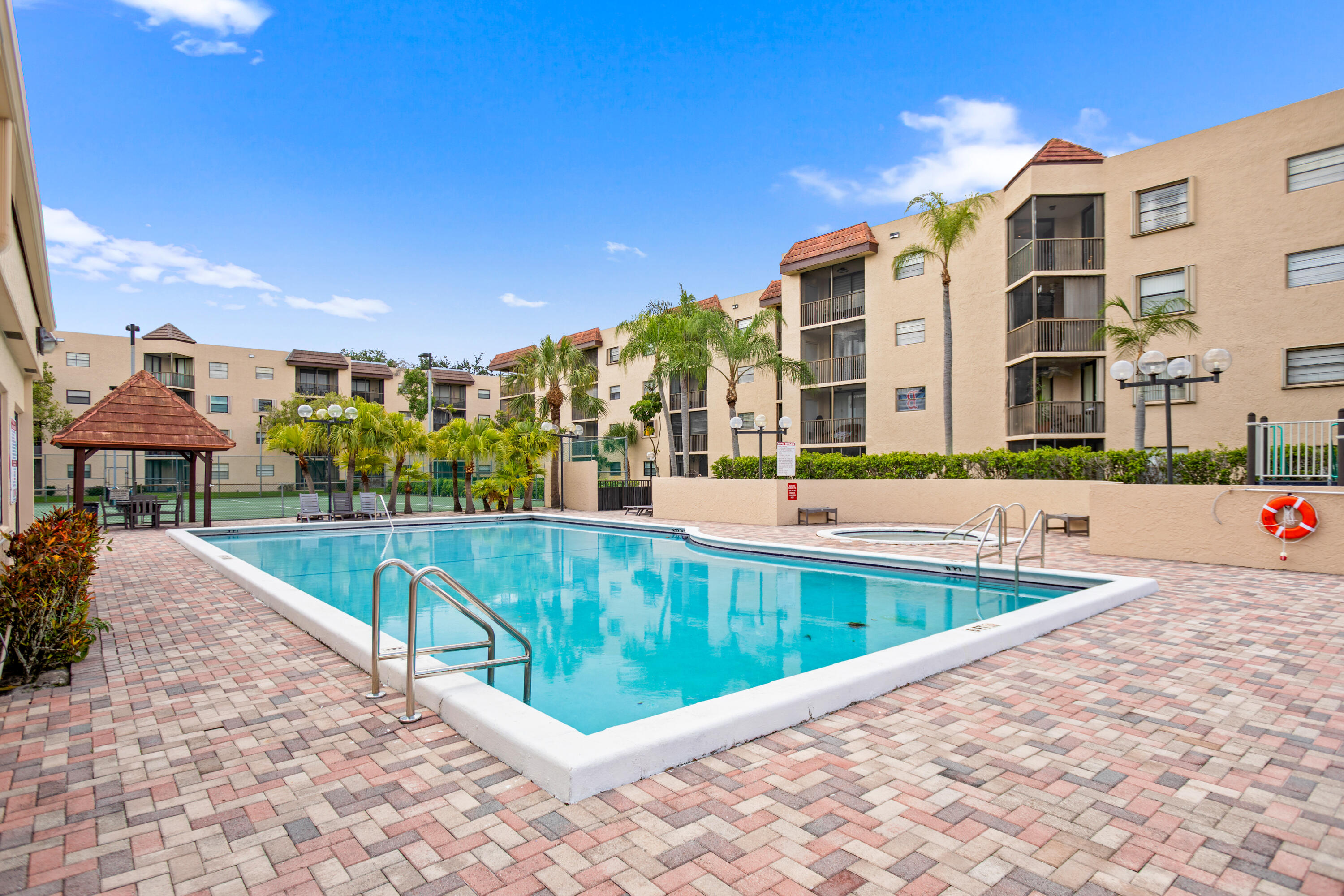 10401 W Broward Boulevard 209 Property Photo 3