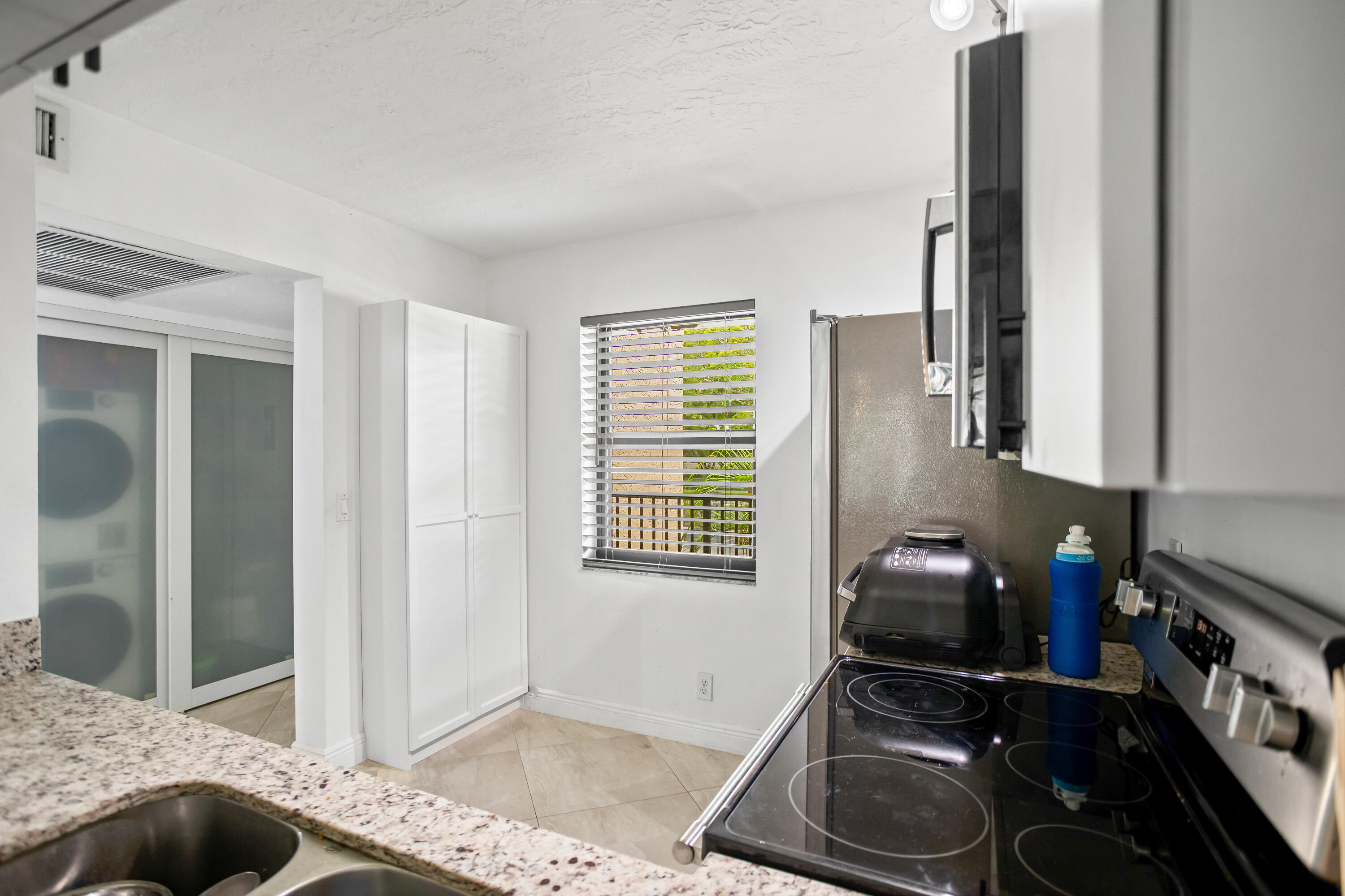 10401 W Broward Boulevard 209 Property Photo 11