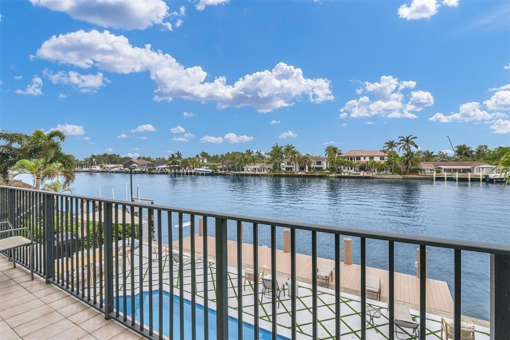 319 S Riverside Drive Property Photo 60