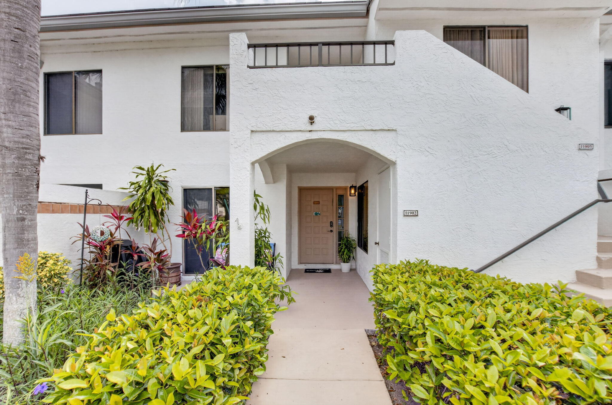 15326 Strathearn Drive 11902 Property Photo 33