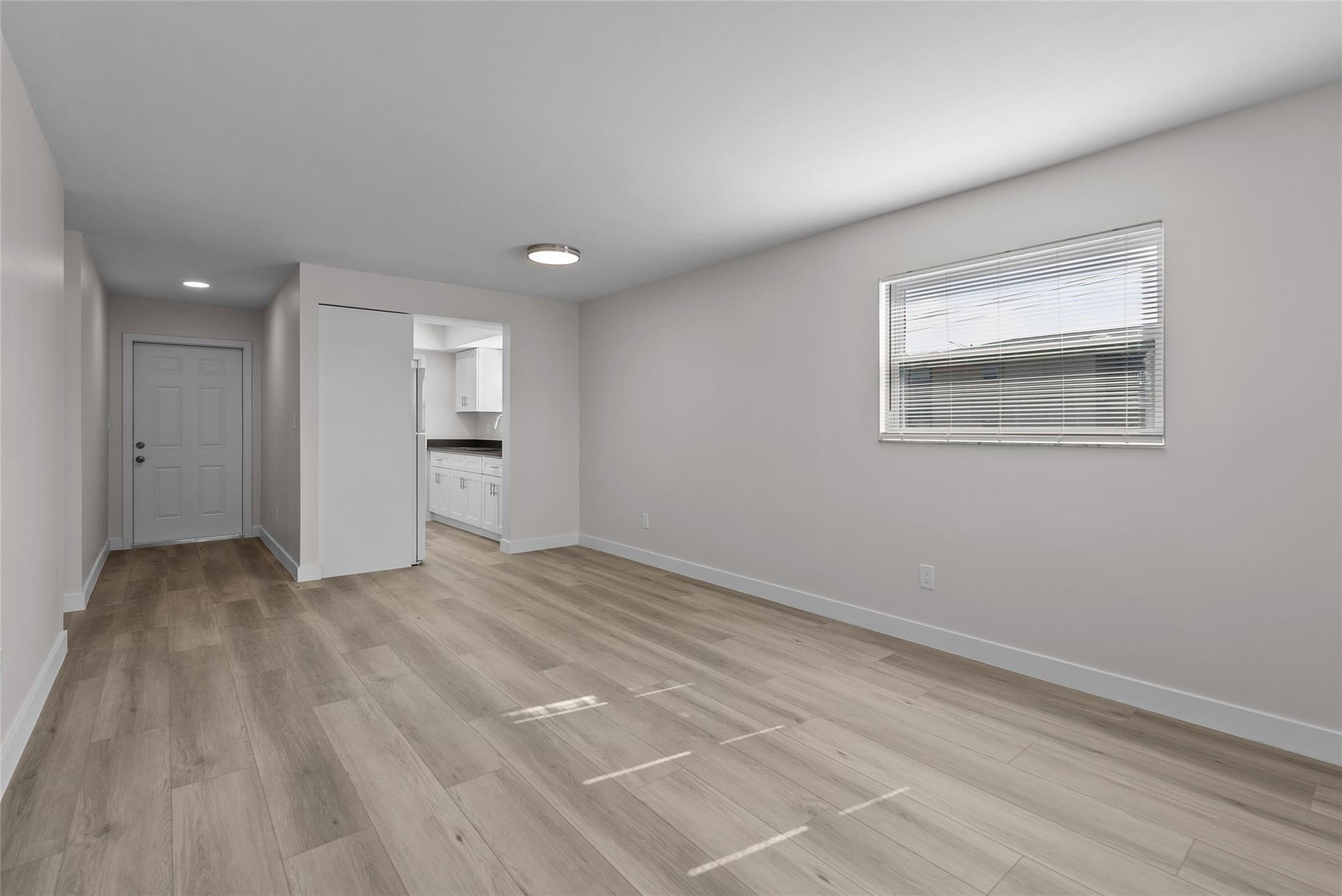 1150 E Sample Road 202 Property Photo 9