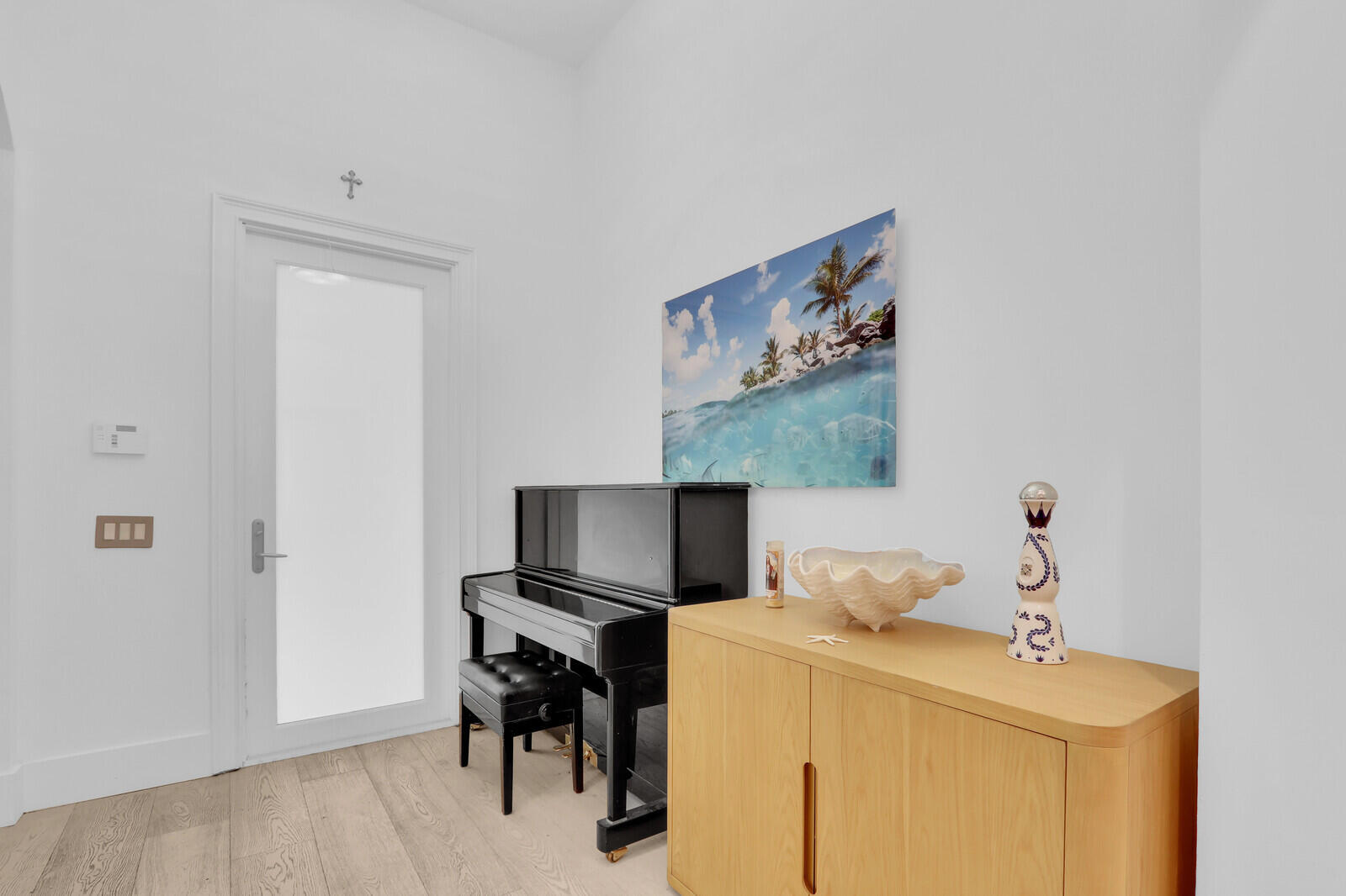 1726 Nature Court Property Photo 5