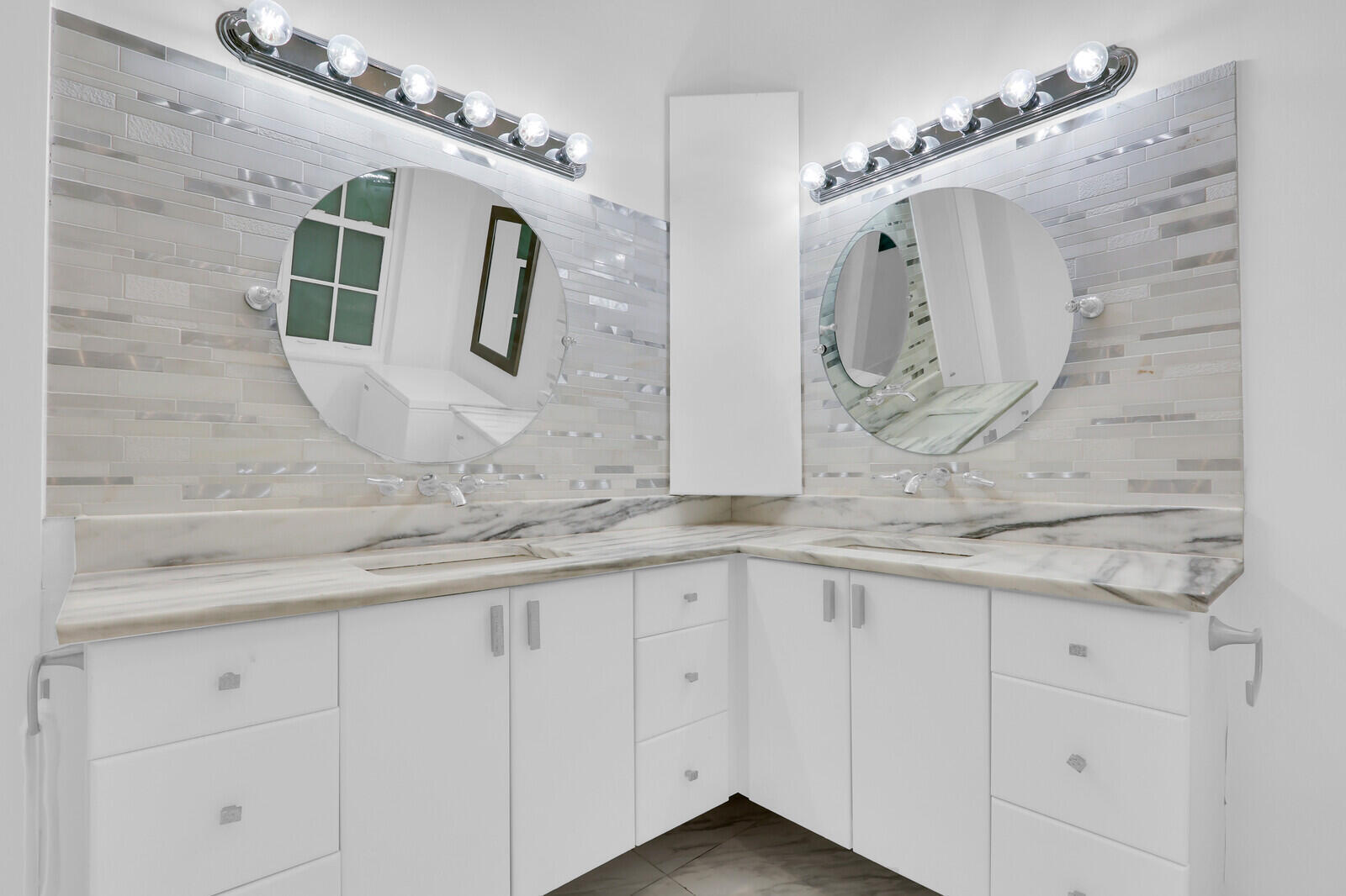 1726 Nature Court Property Photo 27
