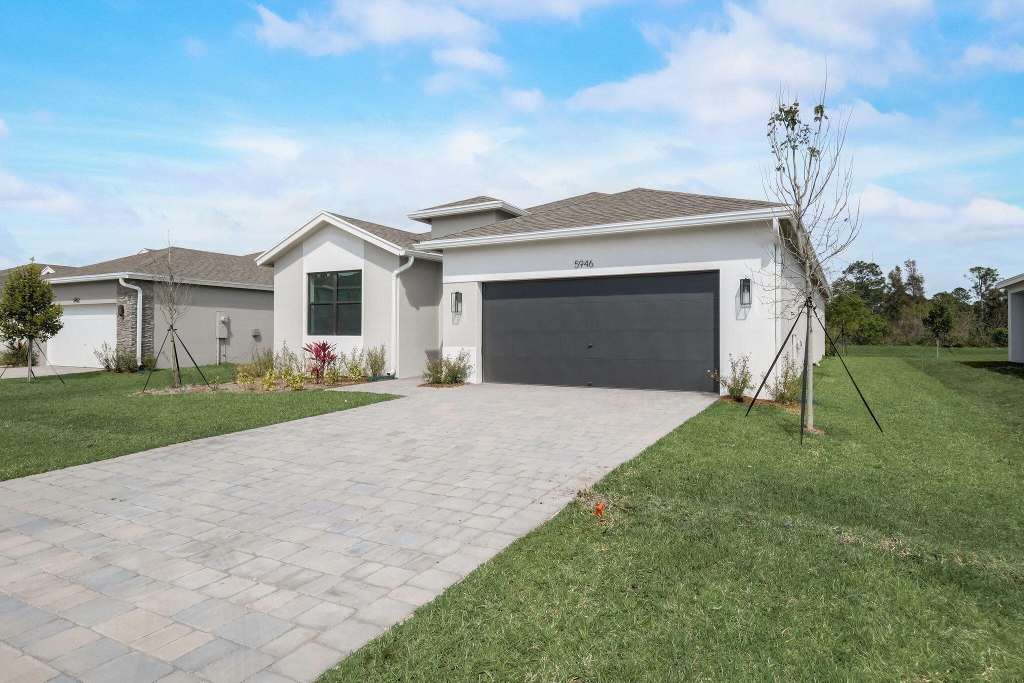 5946 Se Skyblue Circle Property Photo 3