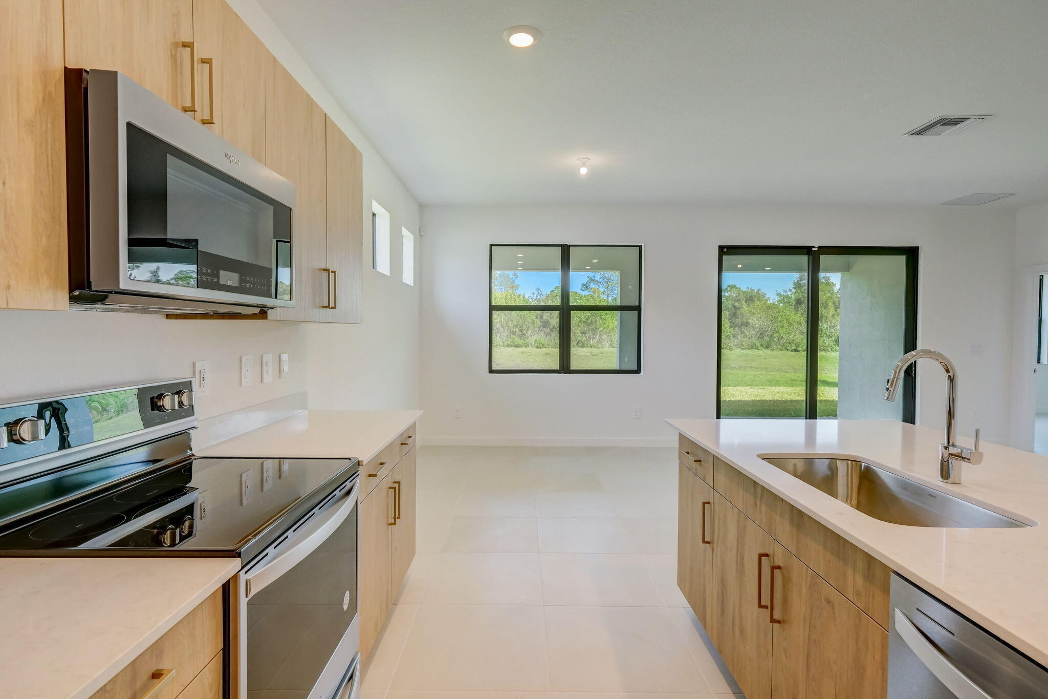5946 Se Skyblue Circle Property Photo 10