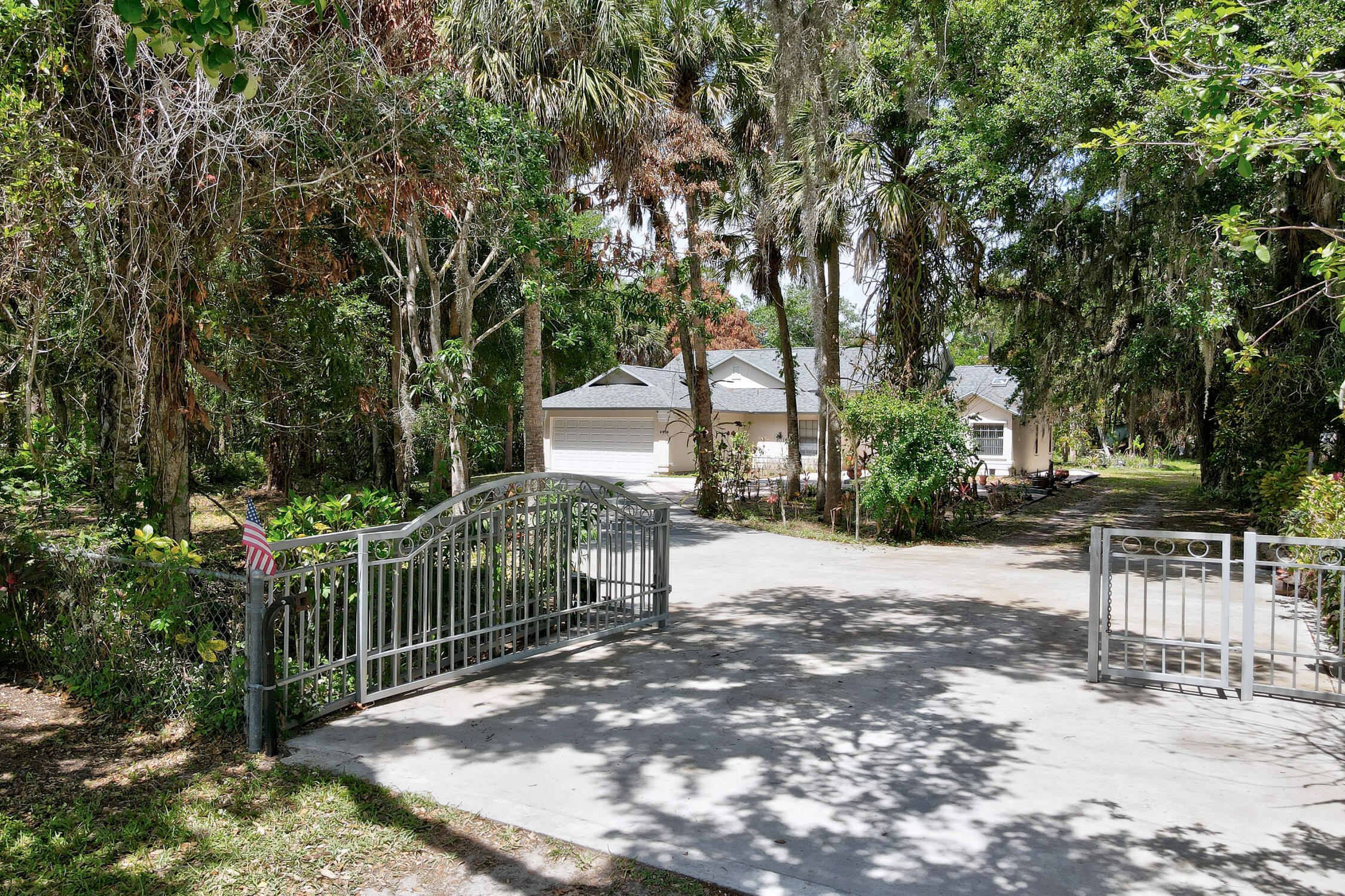 6930 41st Street Property Photo 1