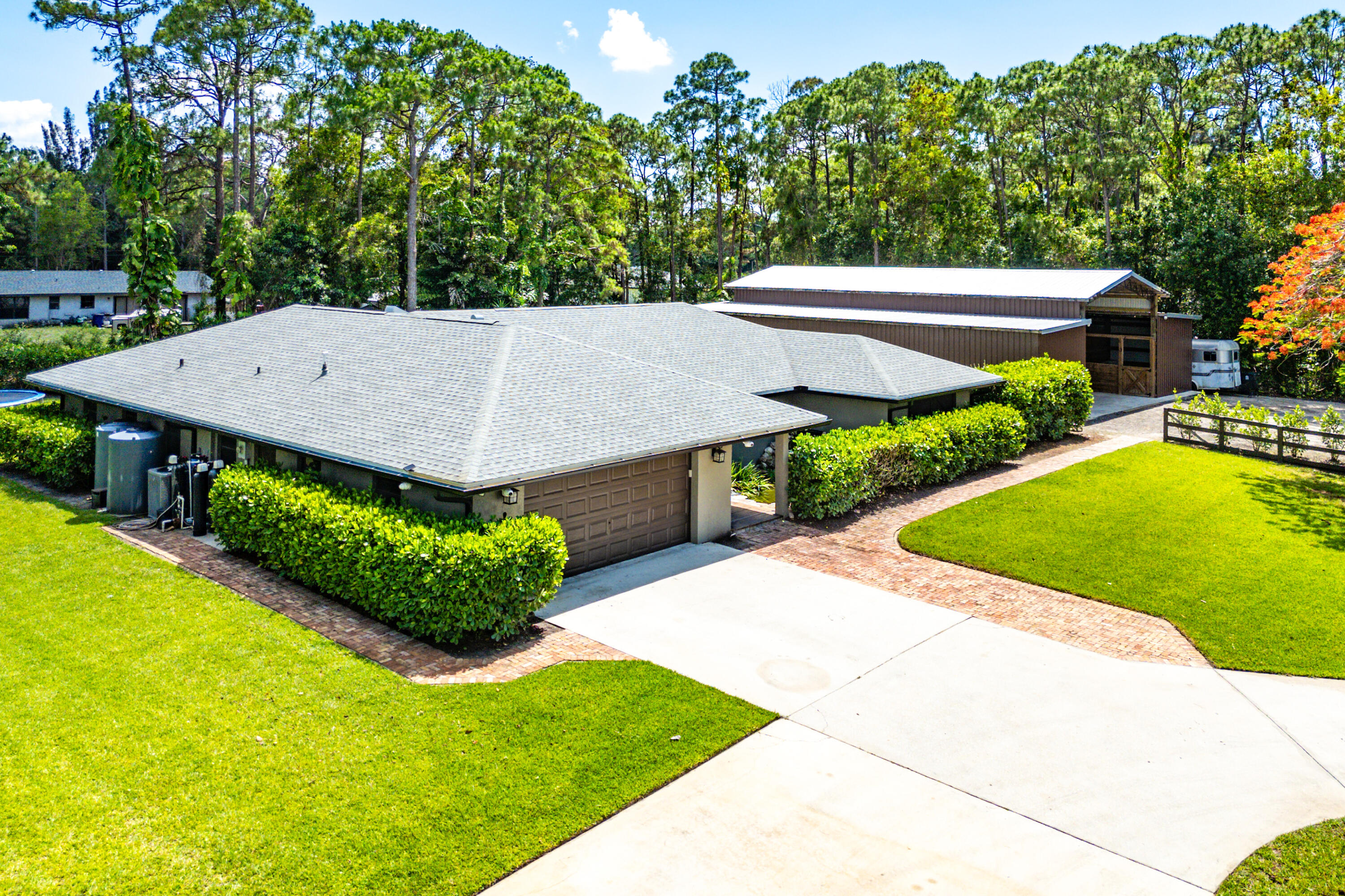 13530 59th Court N Property Photo 1