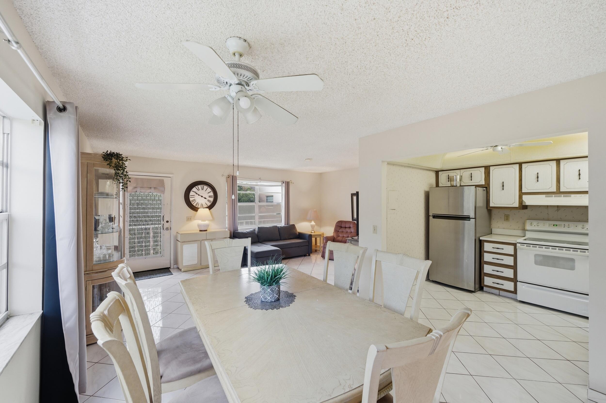 519 Burgundy K Property Photo 11