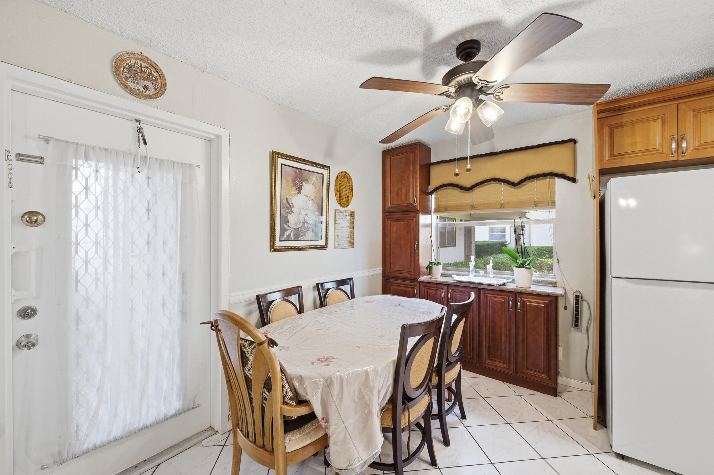 52 Saxony B Property Photo 10