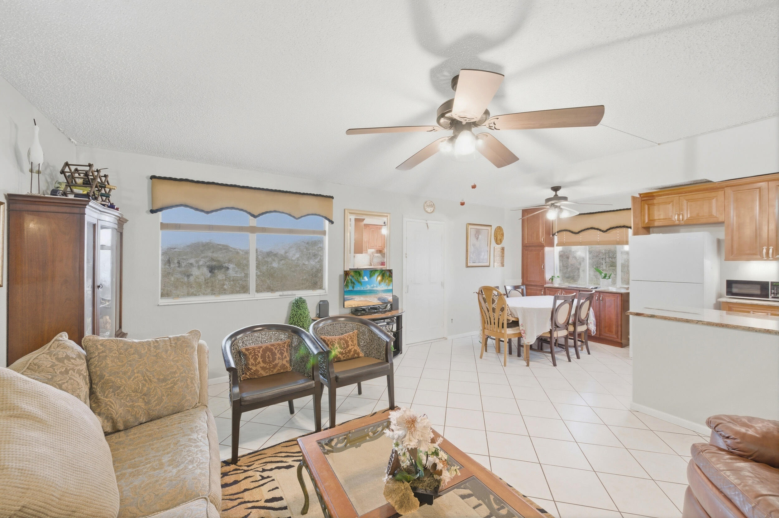 52 Saxony B Property Photo 47