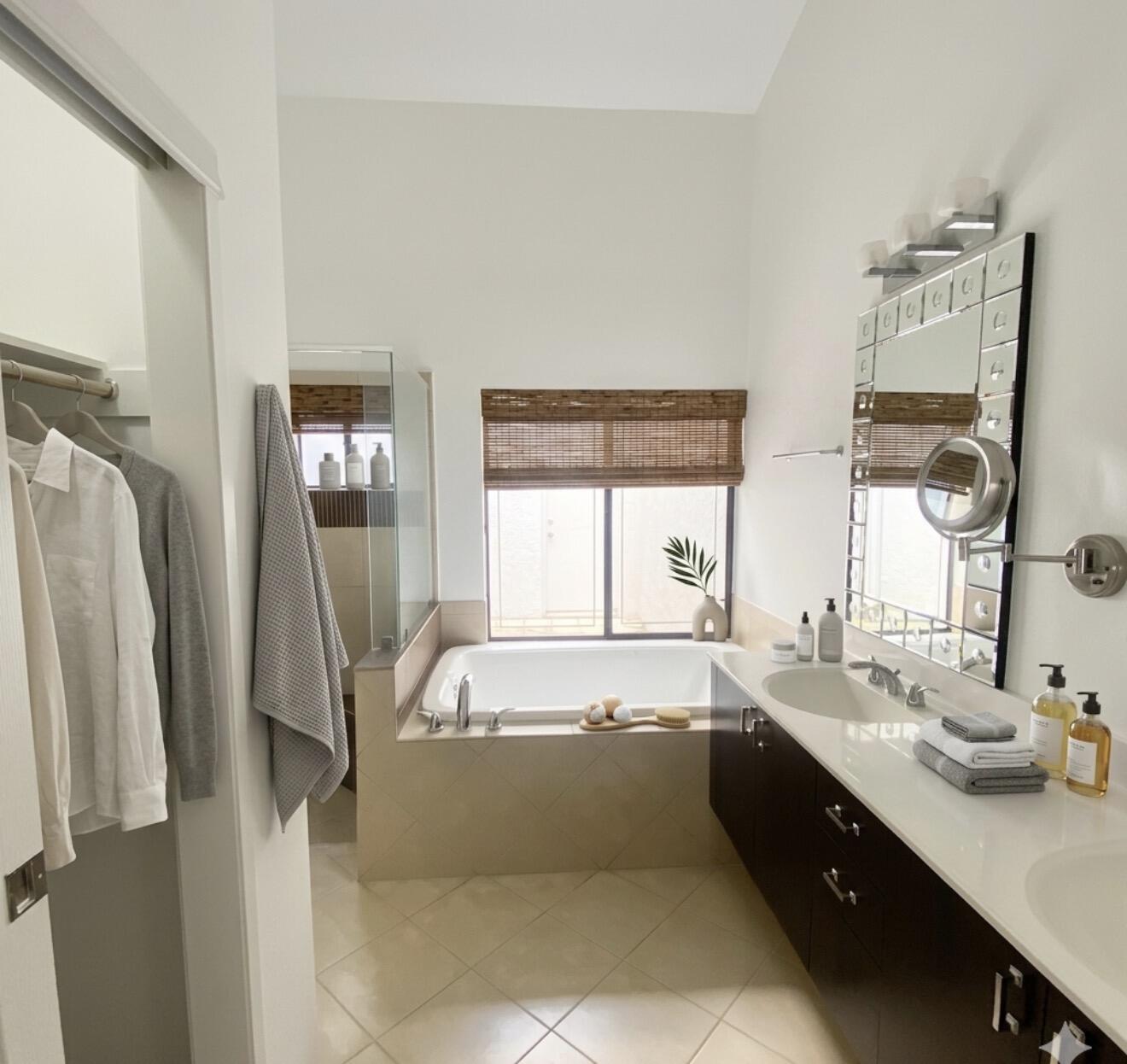 10533 Mendocino Lane Property Photo 8