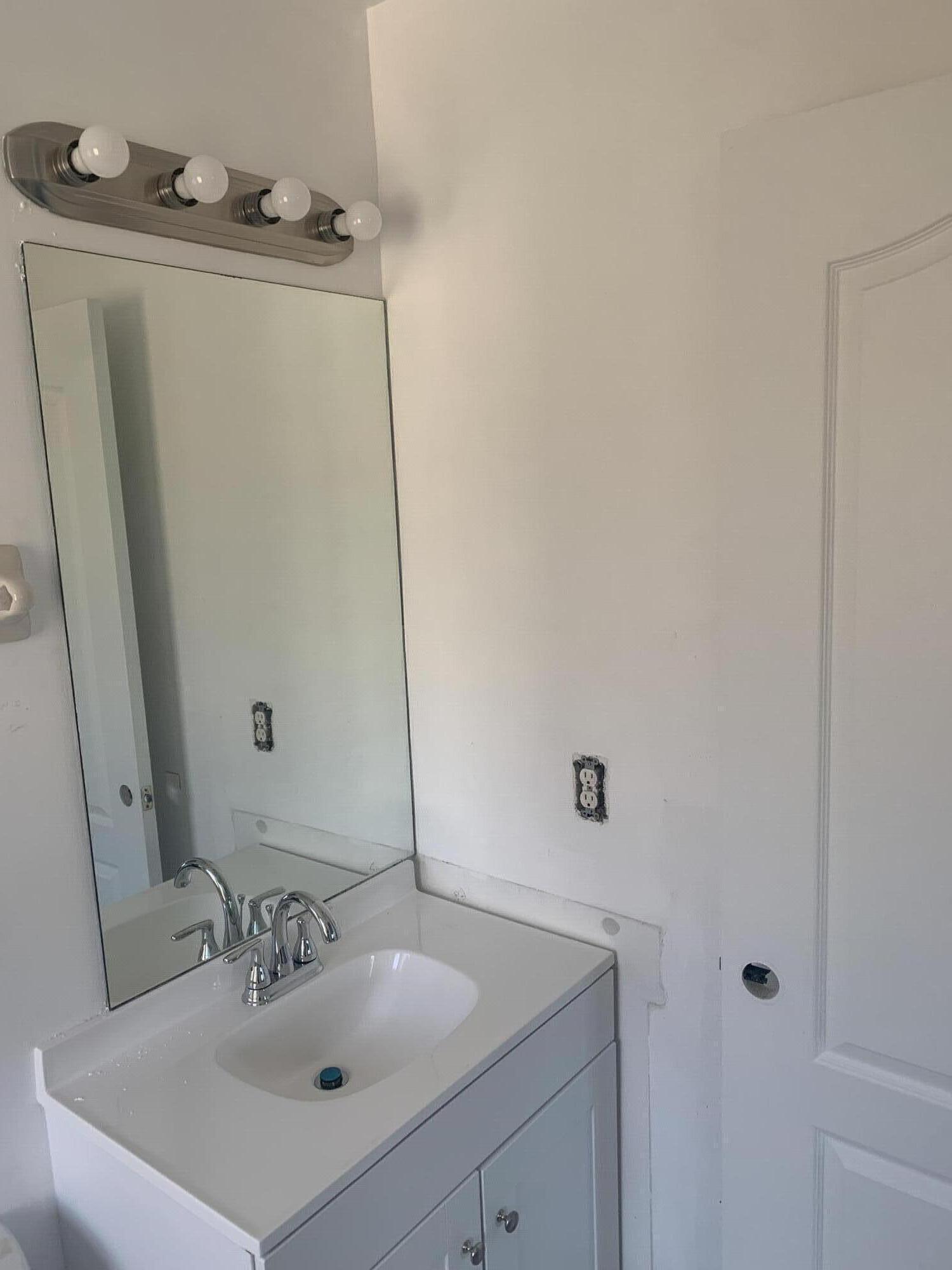2127 Shoma Drive Property Photo 1