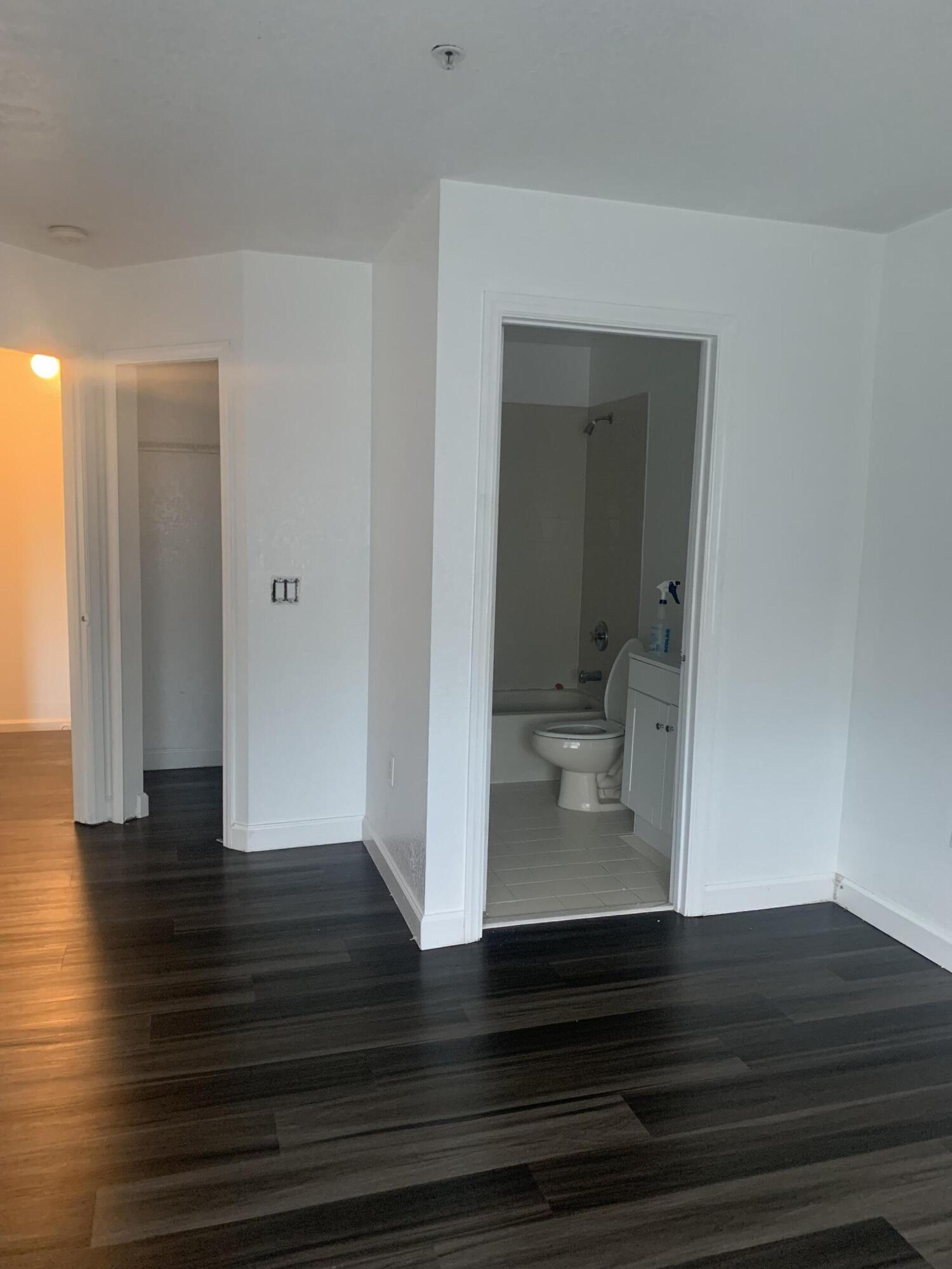 2127 Shoma Drive Property Photo 2