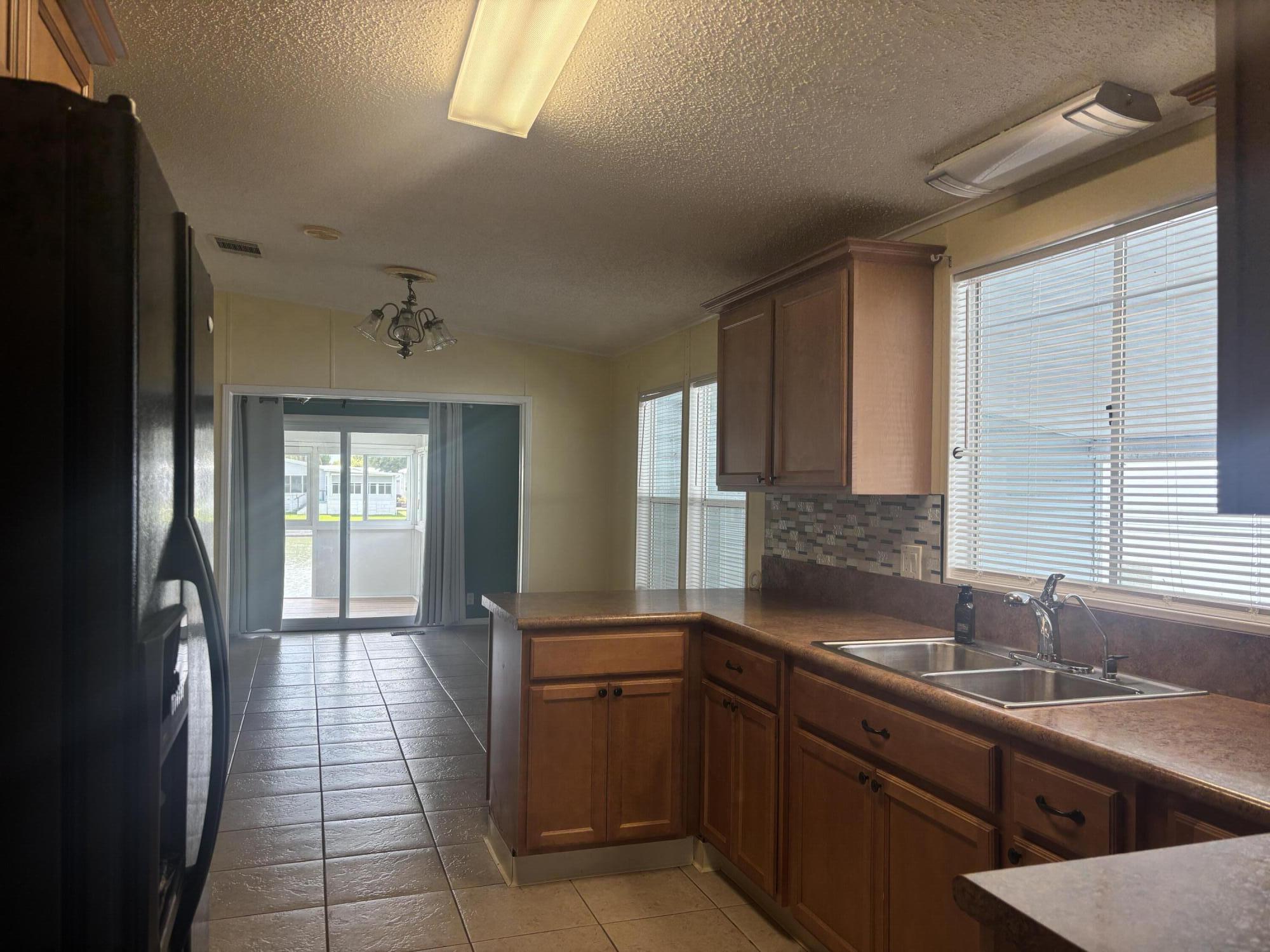 1586 Sw 35th Circle Property Photo 4