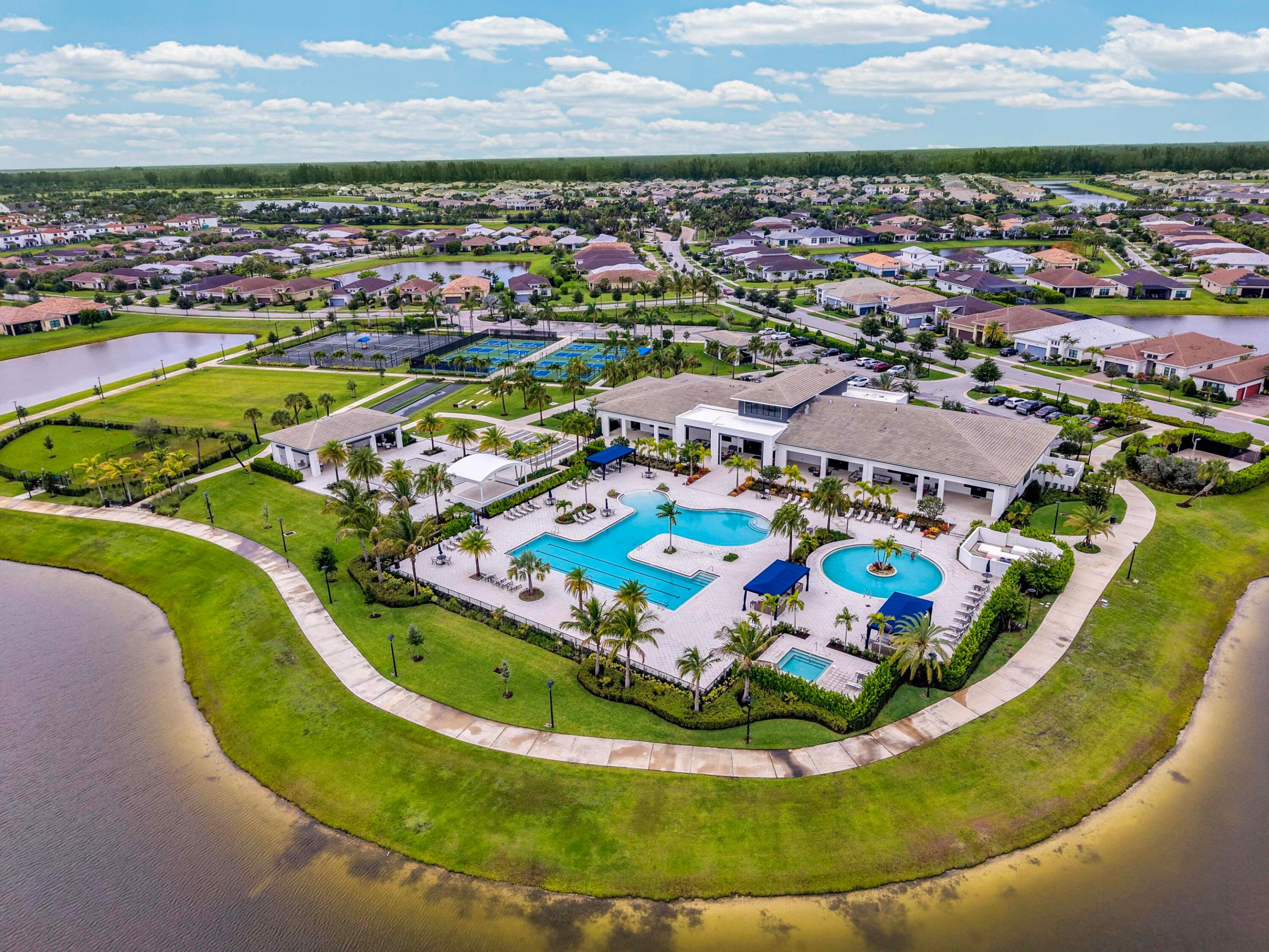 15829 Key Biscayne Lane Property Photo 36