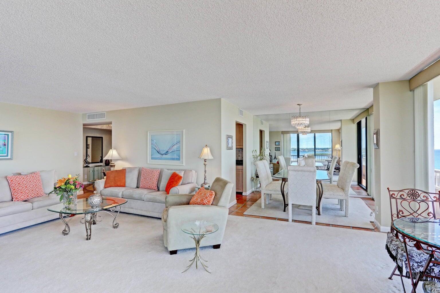 5510 N Ocean Drive 17d Property Photo 4