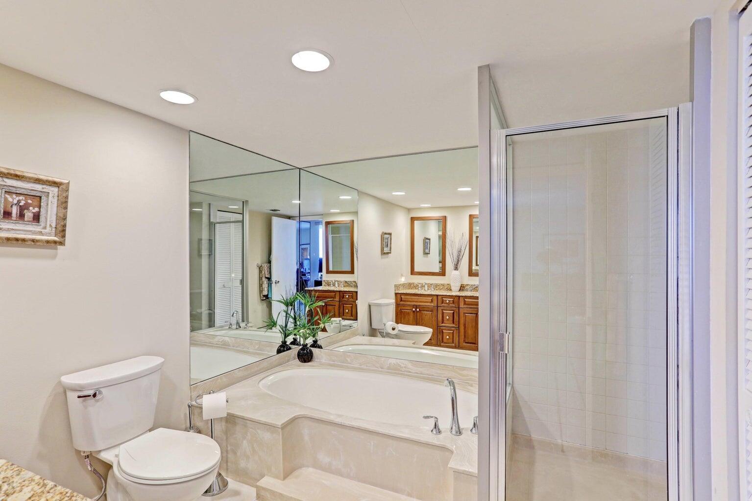 5510 N Ocean Drive 17d Property Photo 12