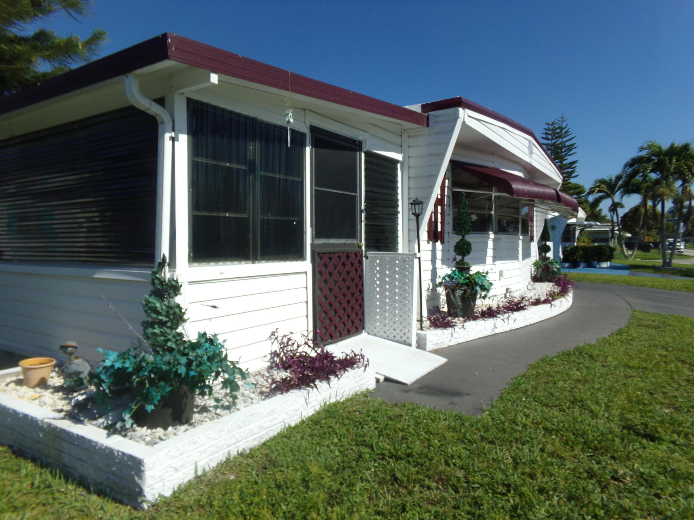 6385 Cypress Lane Property Photo 1