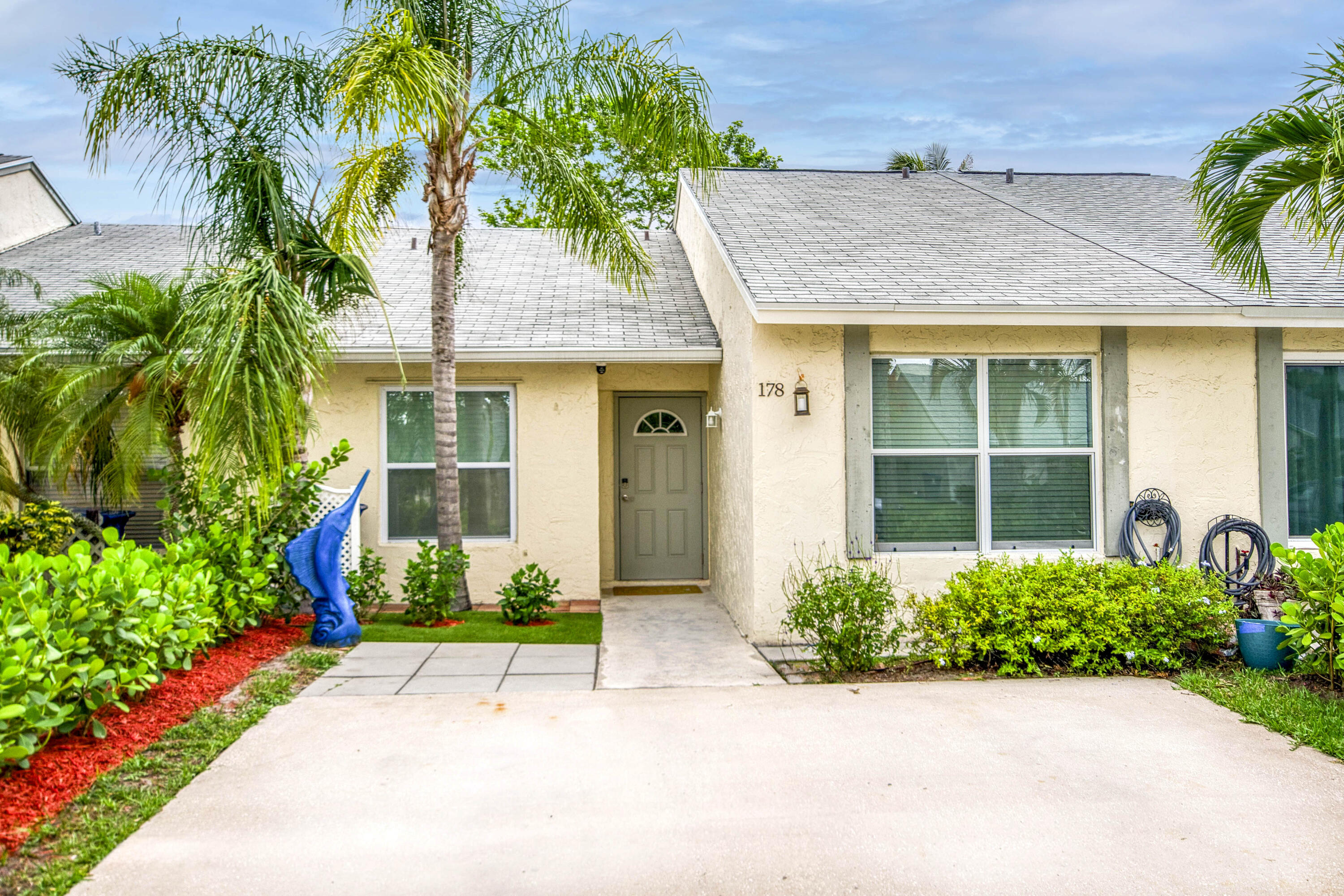 178 Pinewood Court Property Photo 1