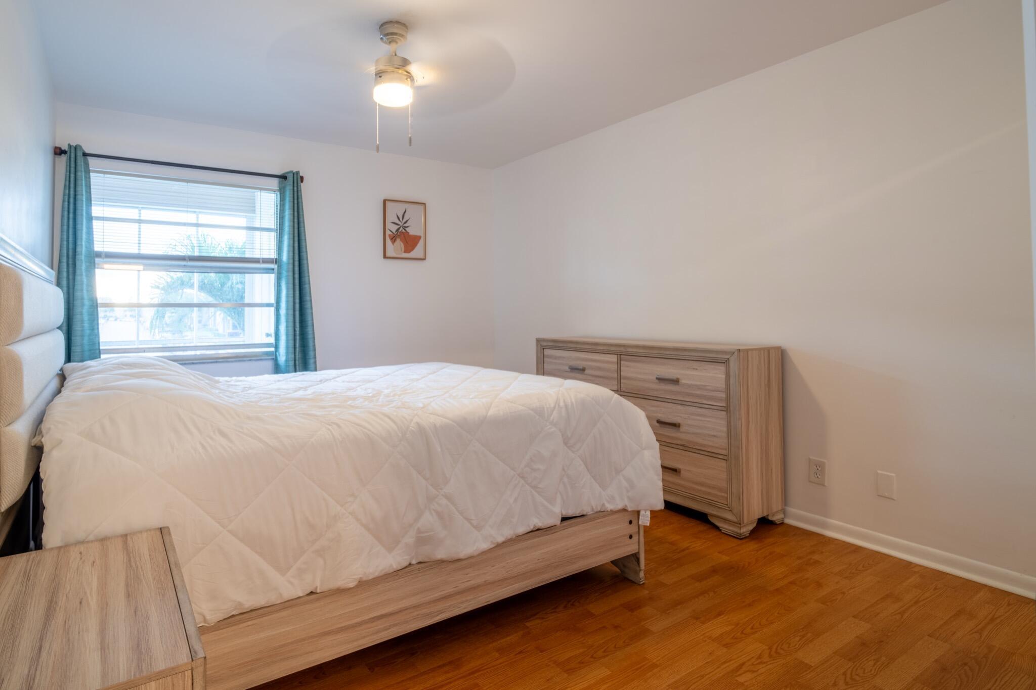 313 Burgundy G Property Photo 16