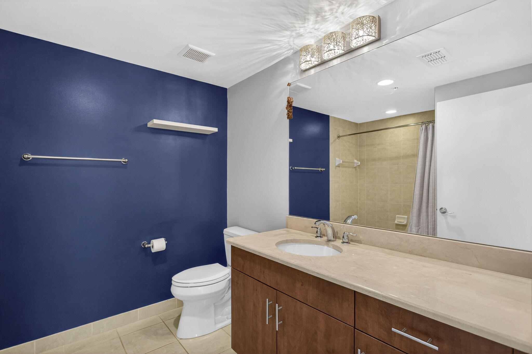 2700 N Federal Highway 409 Property Photo 17
