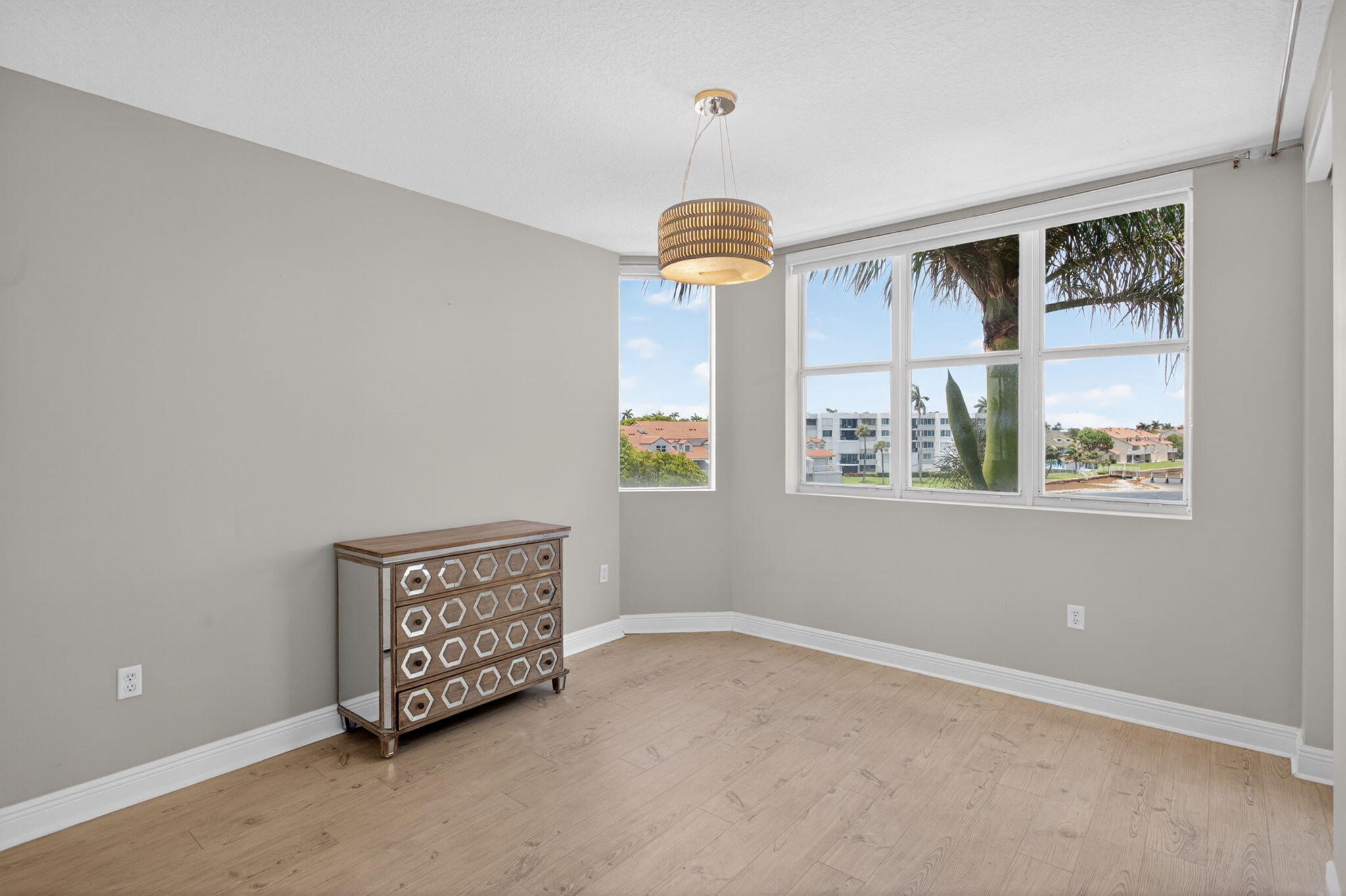 2700 N Federal Highway 409 Property Photo 40