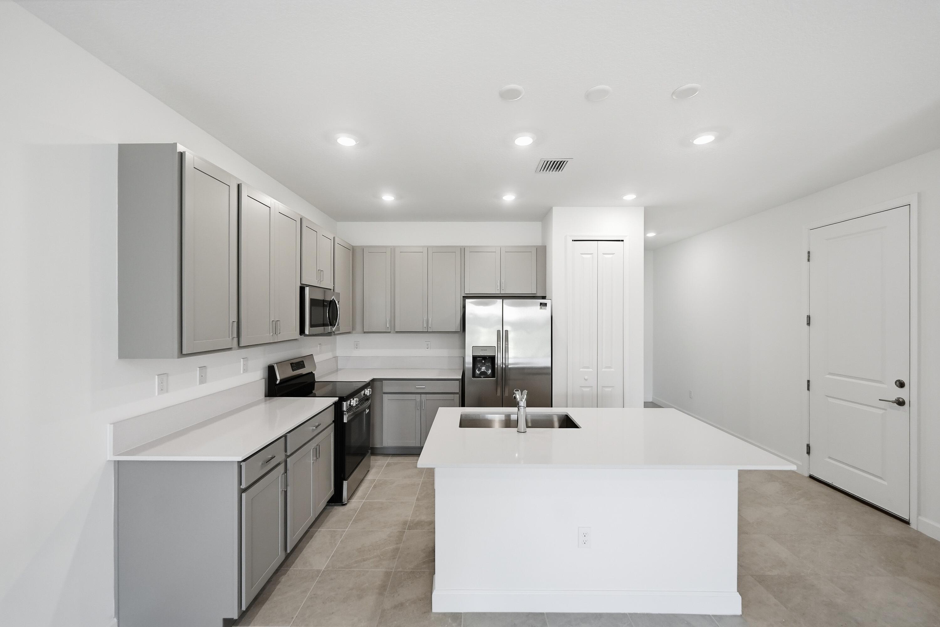 3622 Spanish Cedar Place Property Photo 3